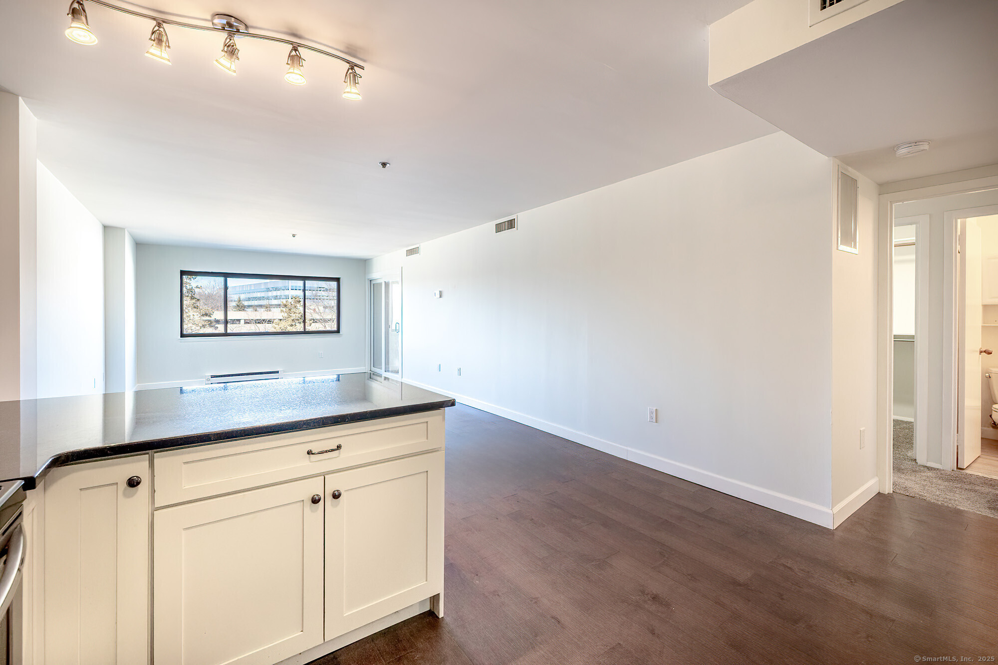 1633 Washington Boulevard 4F