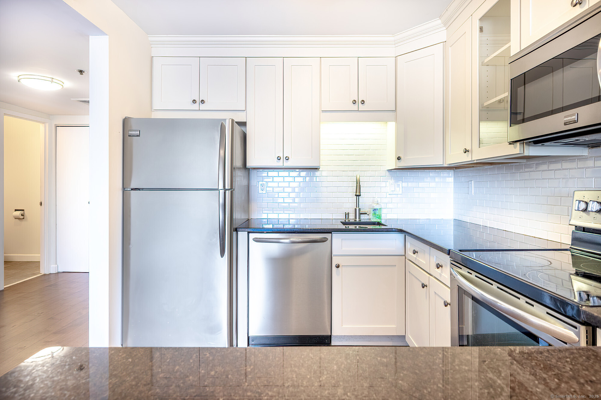 1633 Washington Boulevard 4F