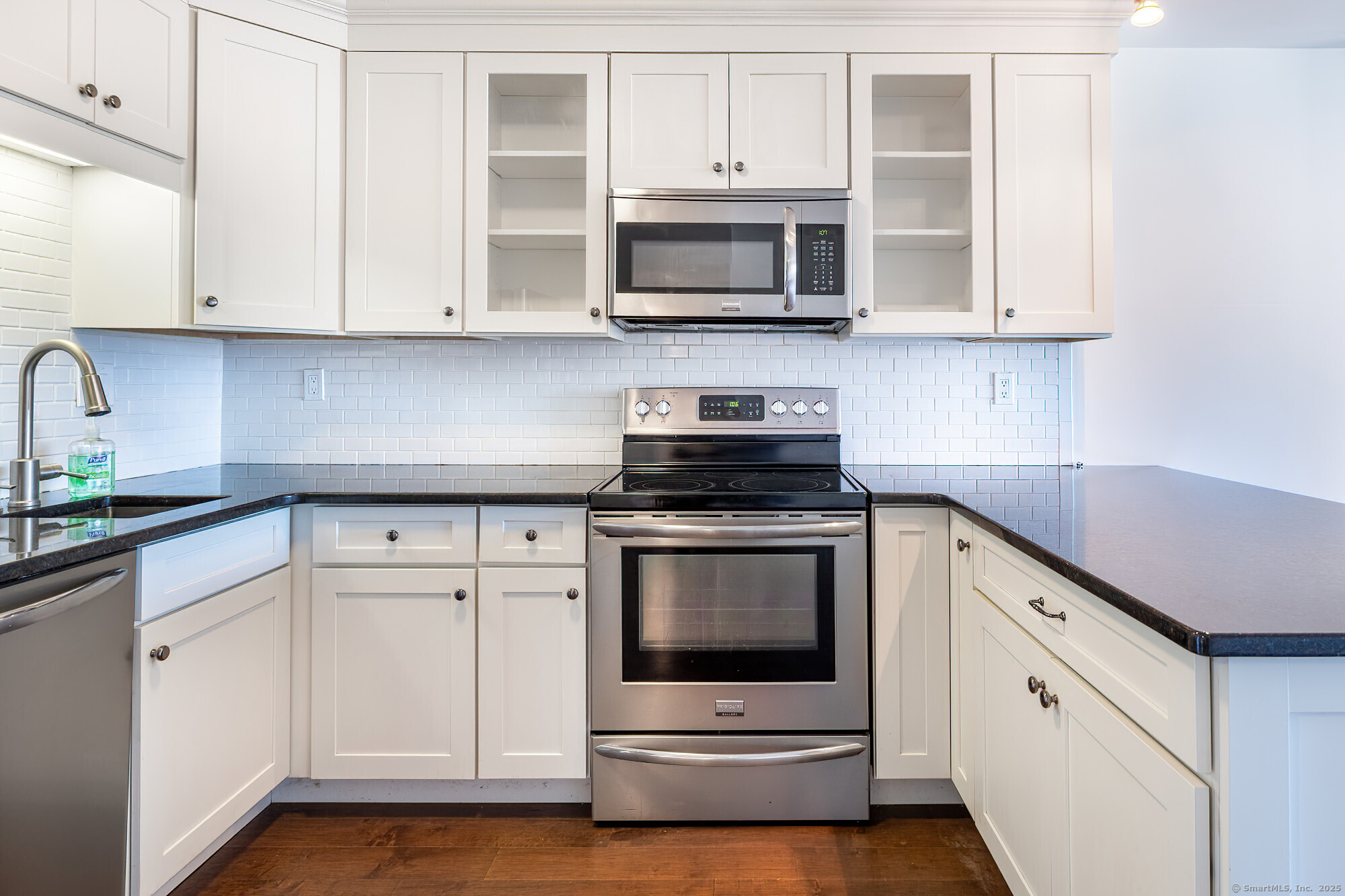 1633 Washington Boulevard 4F