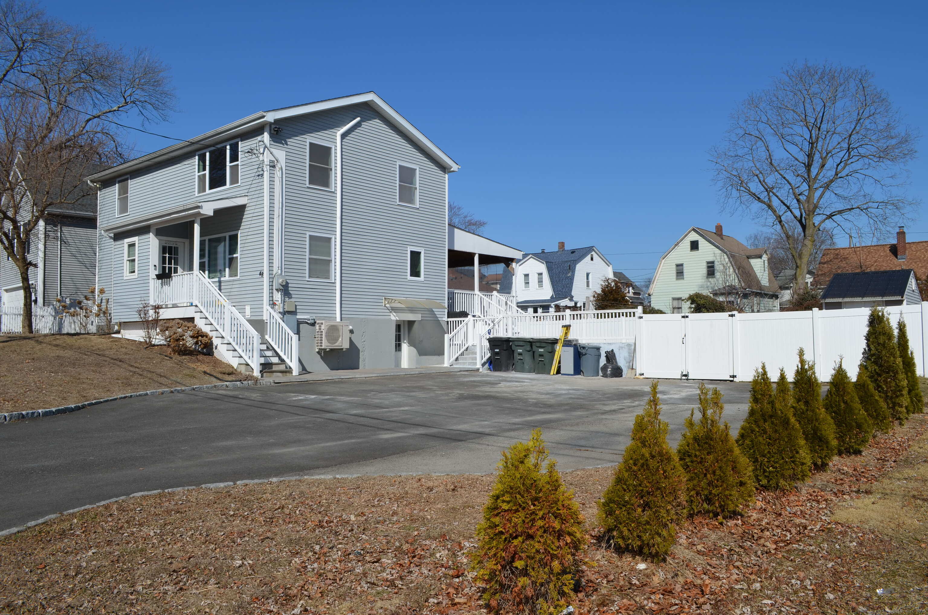 48 Ellis Street