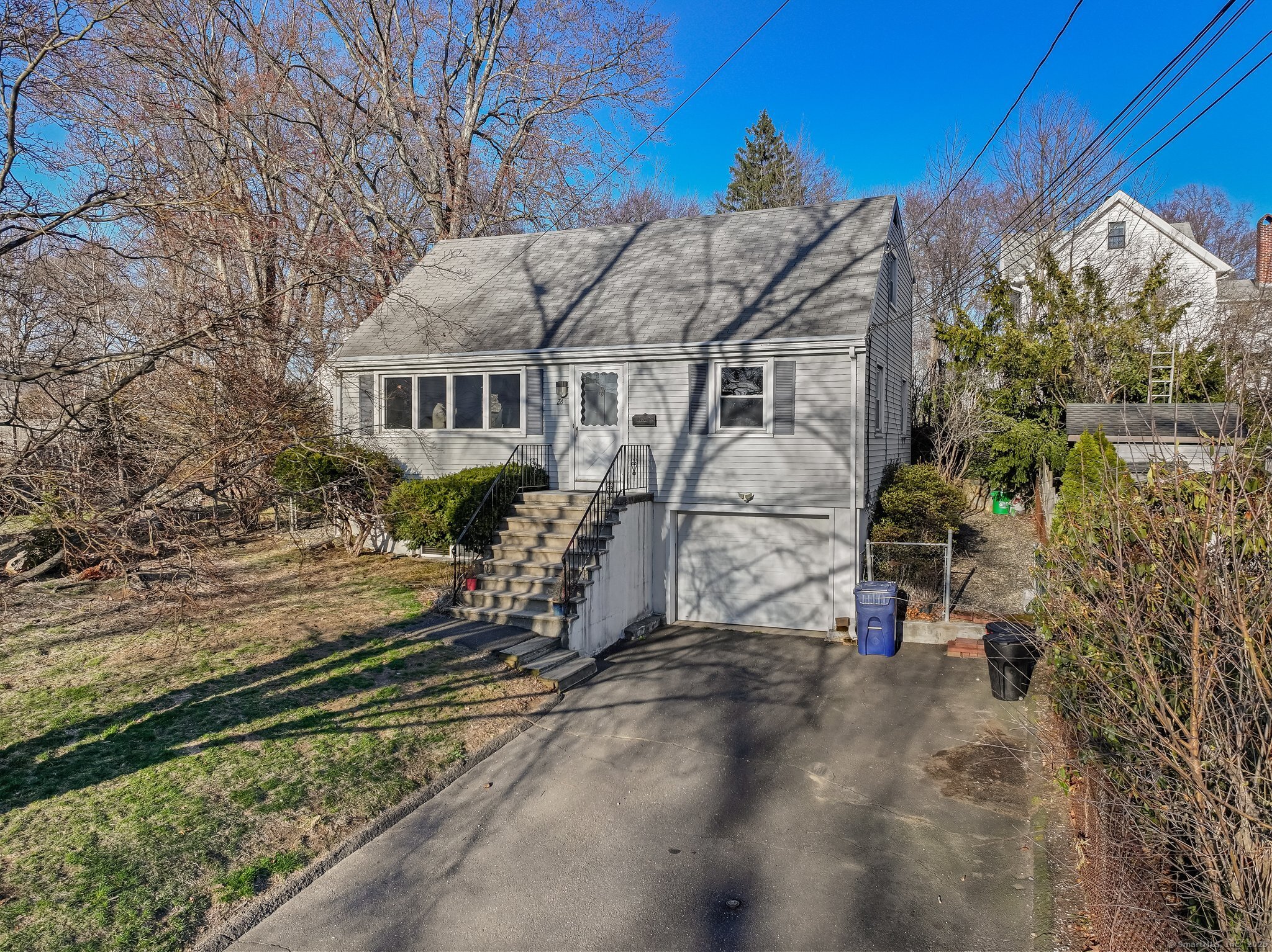 28 Sachem Street