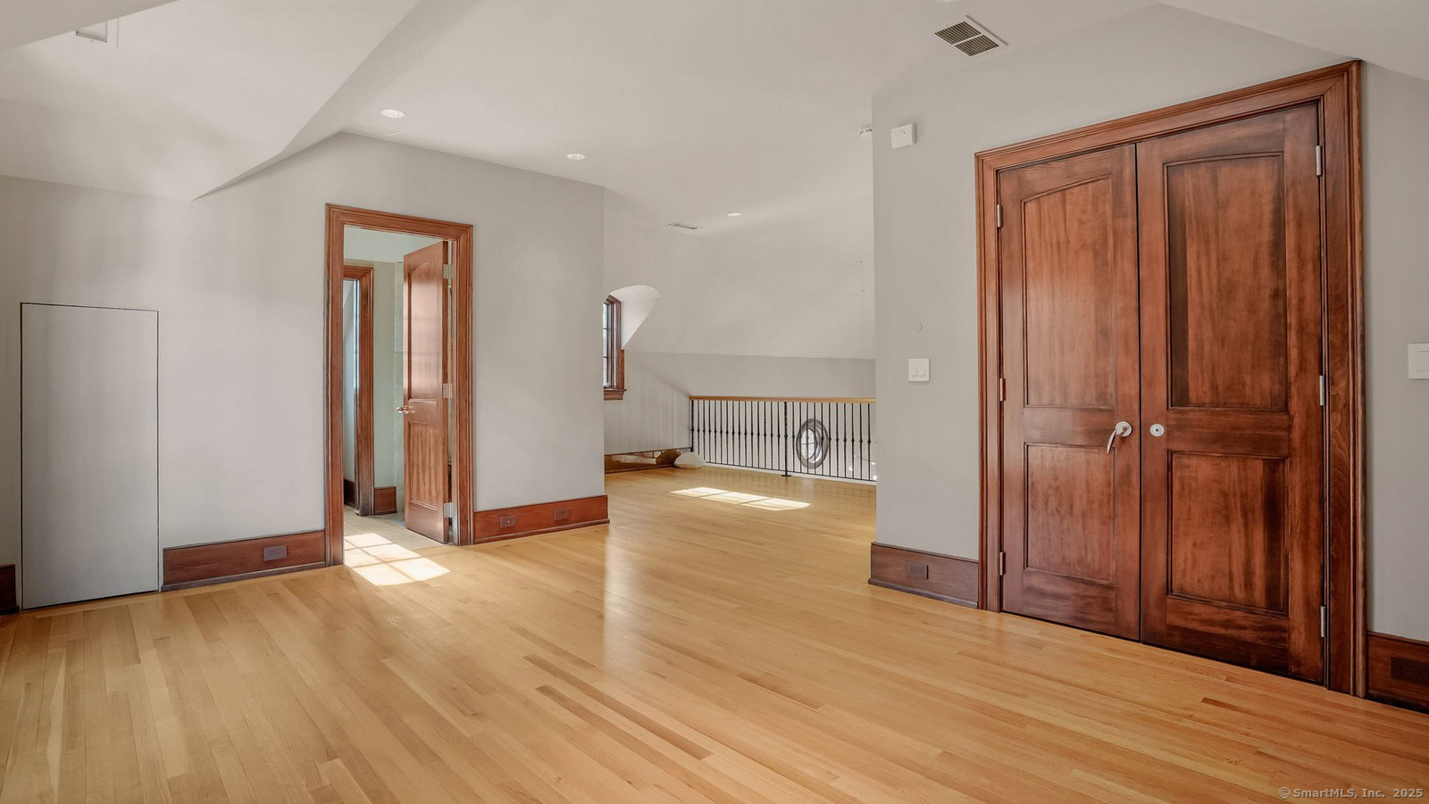 59 Hillside Road