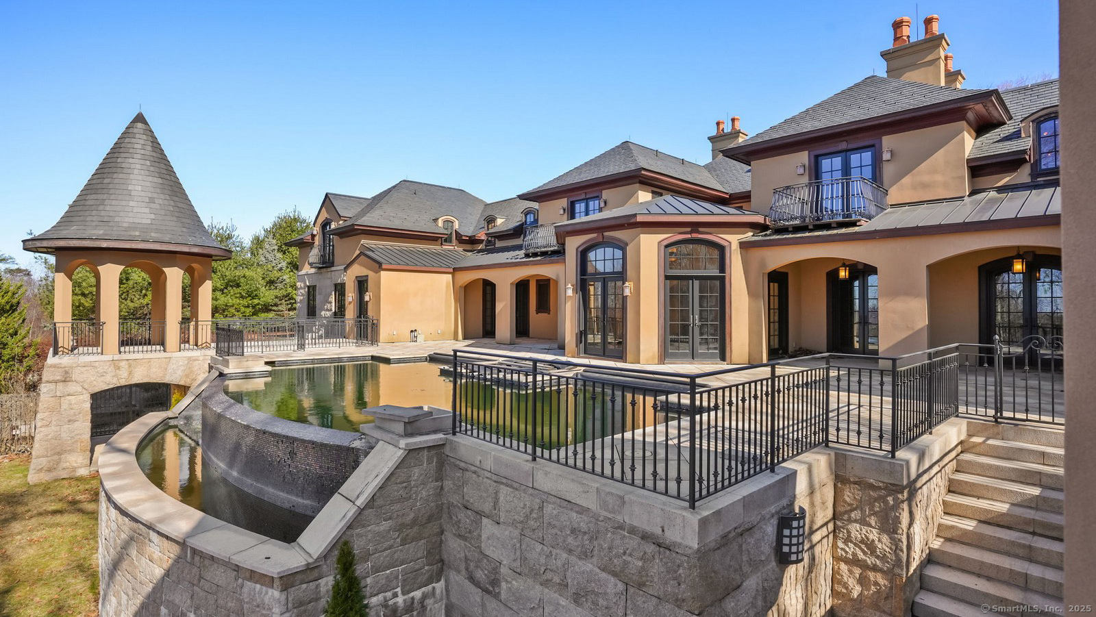 59 Hillside Road