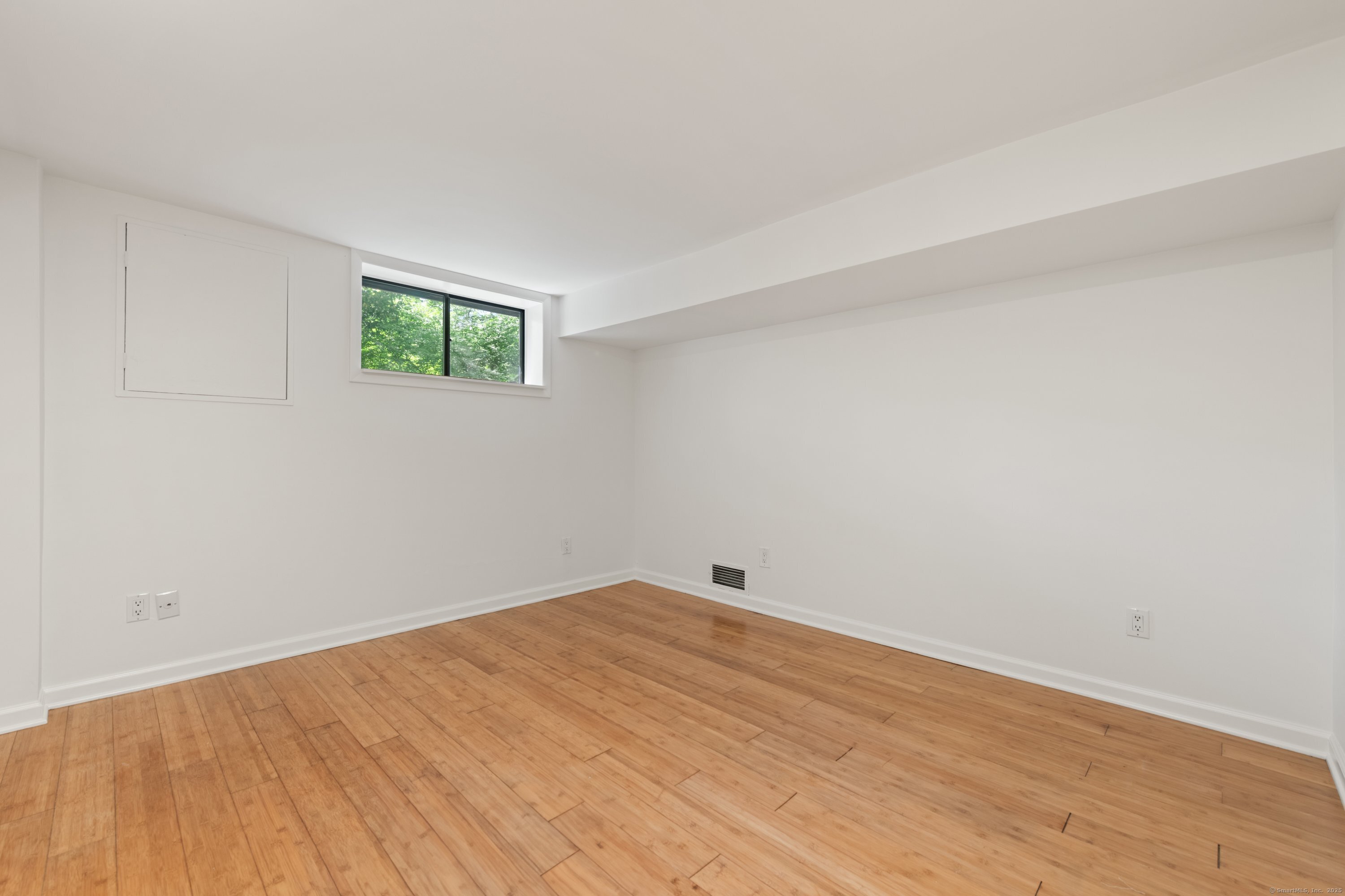 16 Wakerobin Road