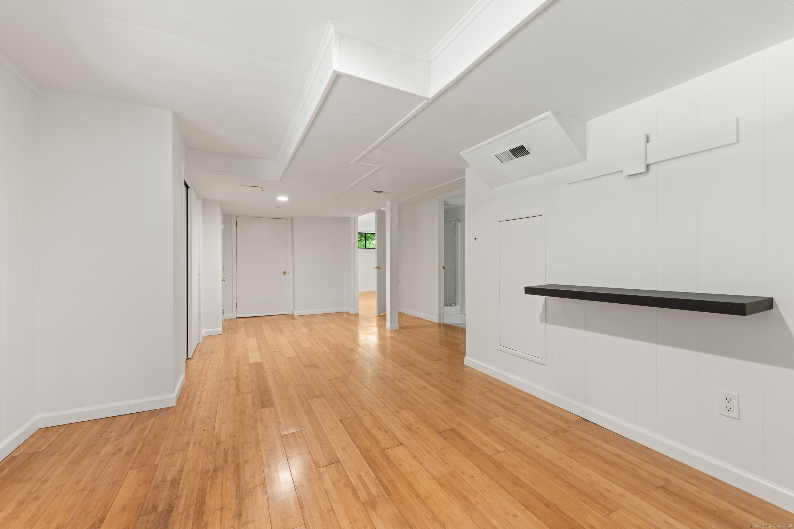 16 Wakerobin Road
