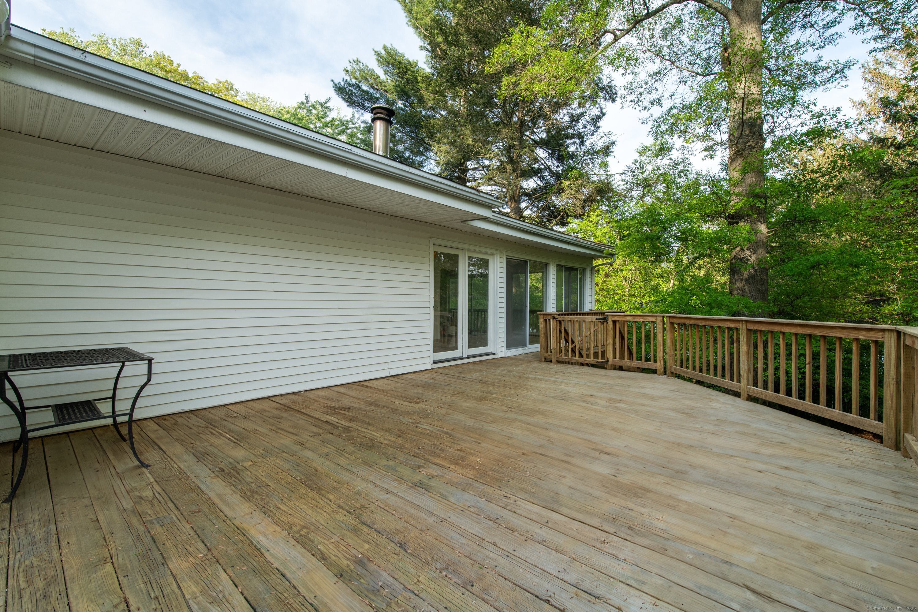 16 Wakerobin Road