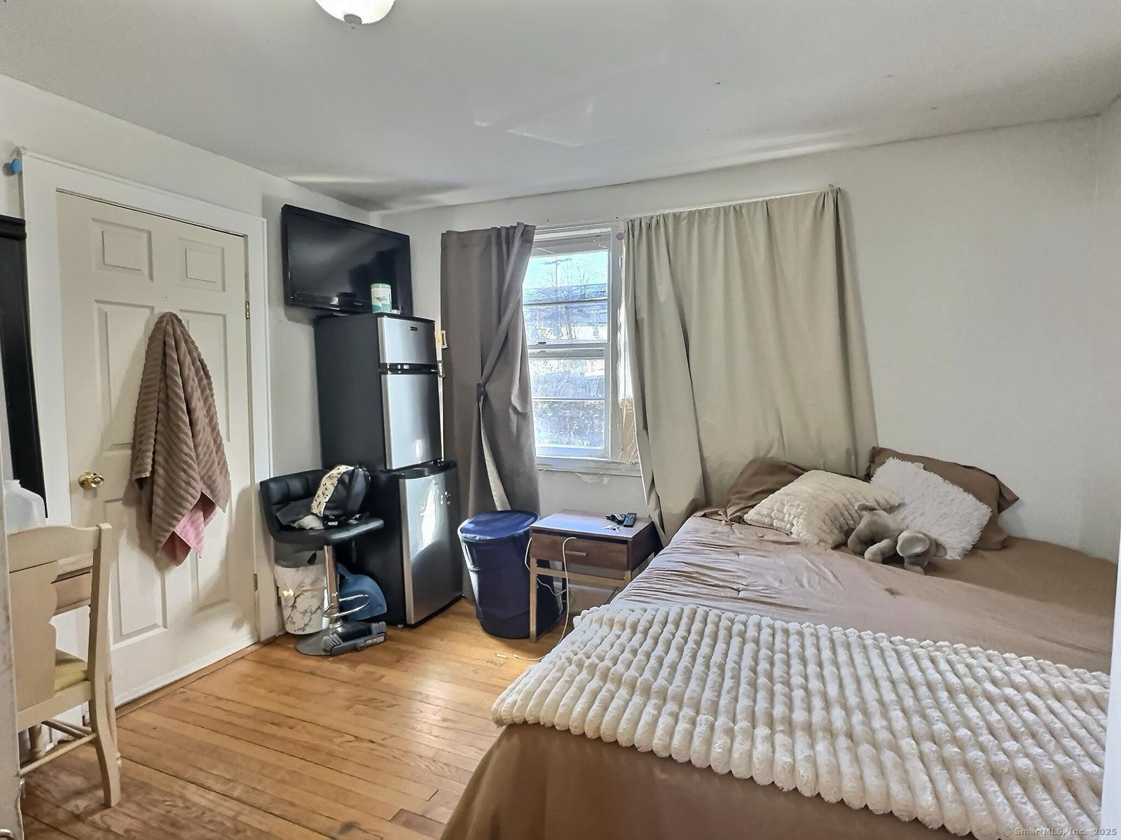 1 North Taylor Avenue