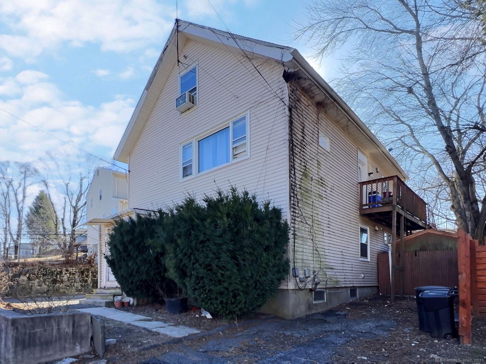 1 North Taylor Avenue
