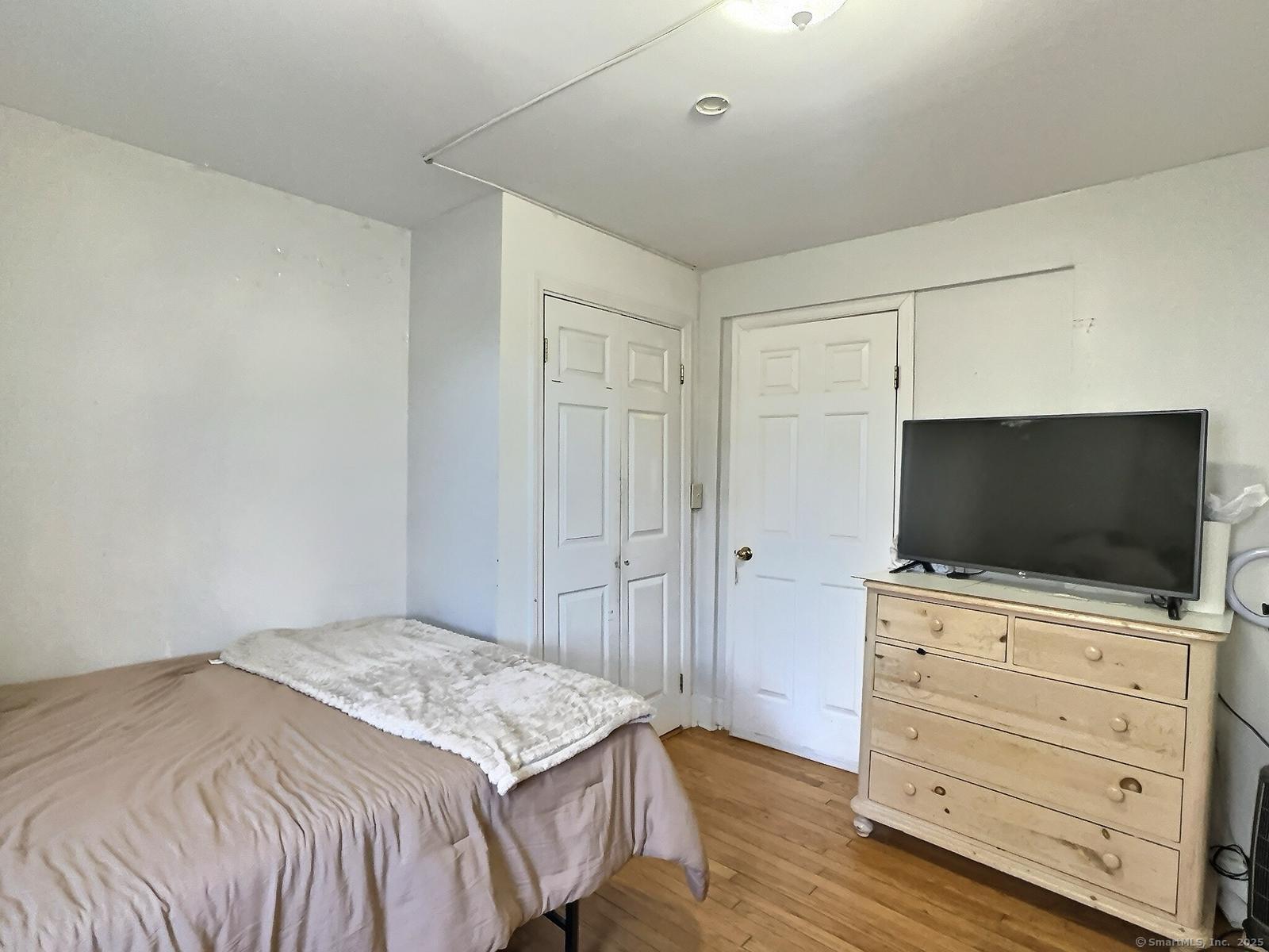 1 North Taylor Avenue