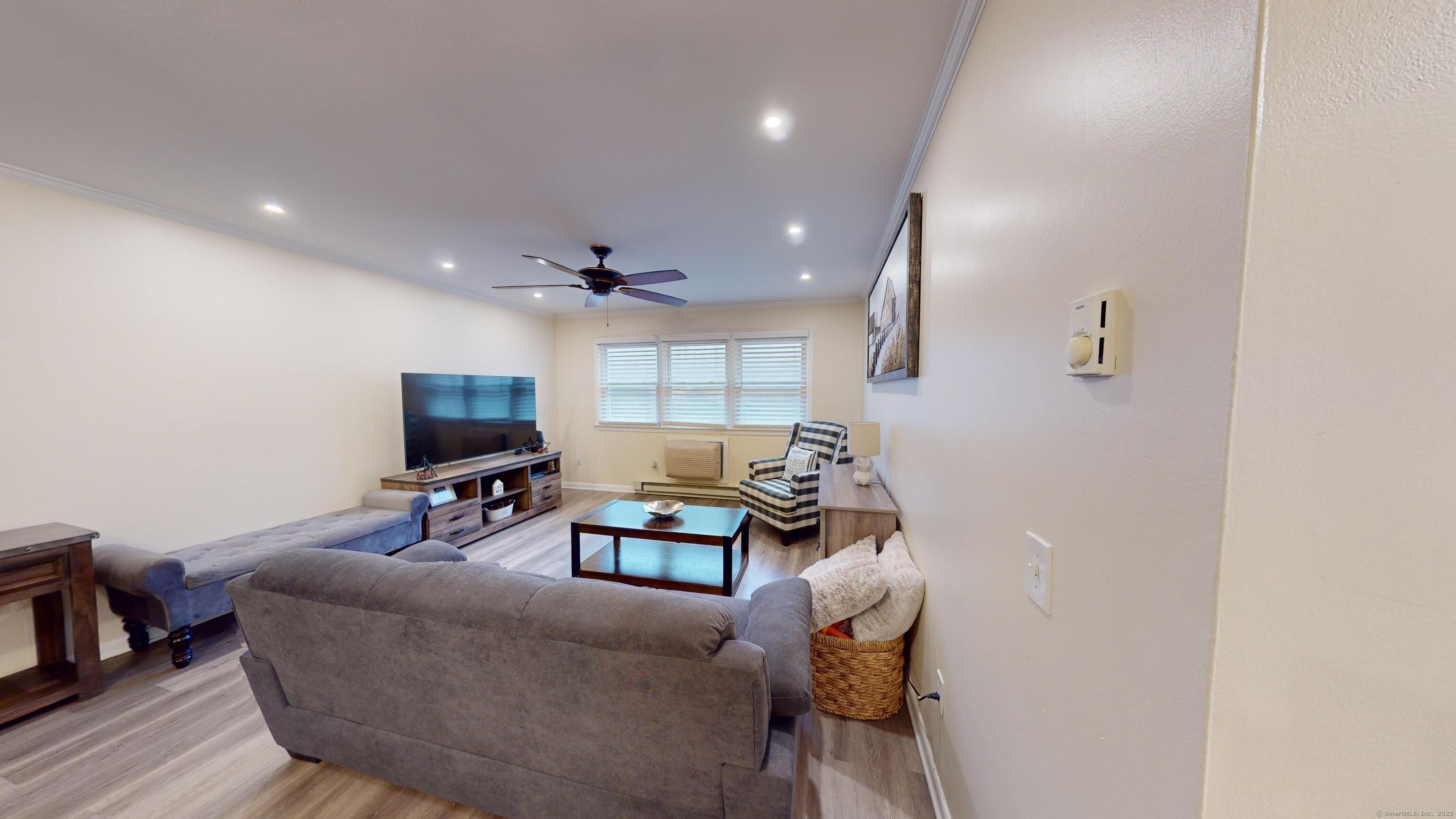 17 Fordyce Court APT 13
