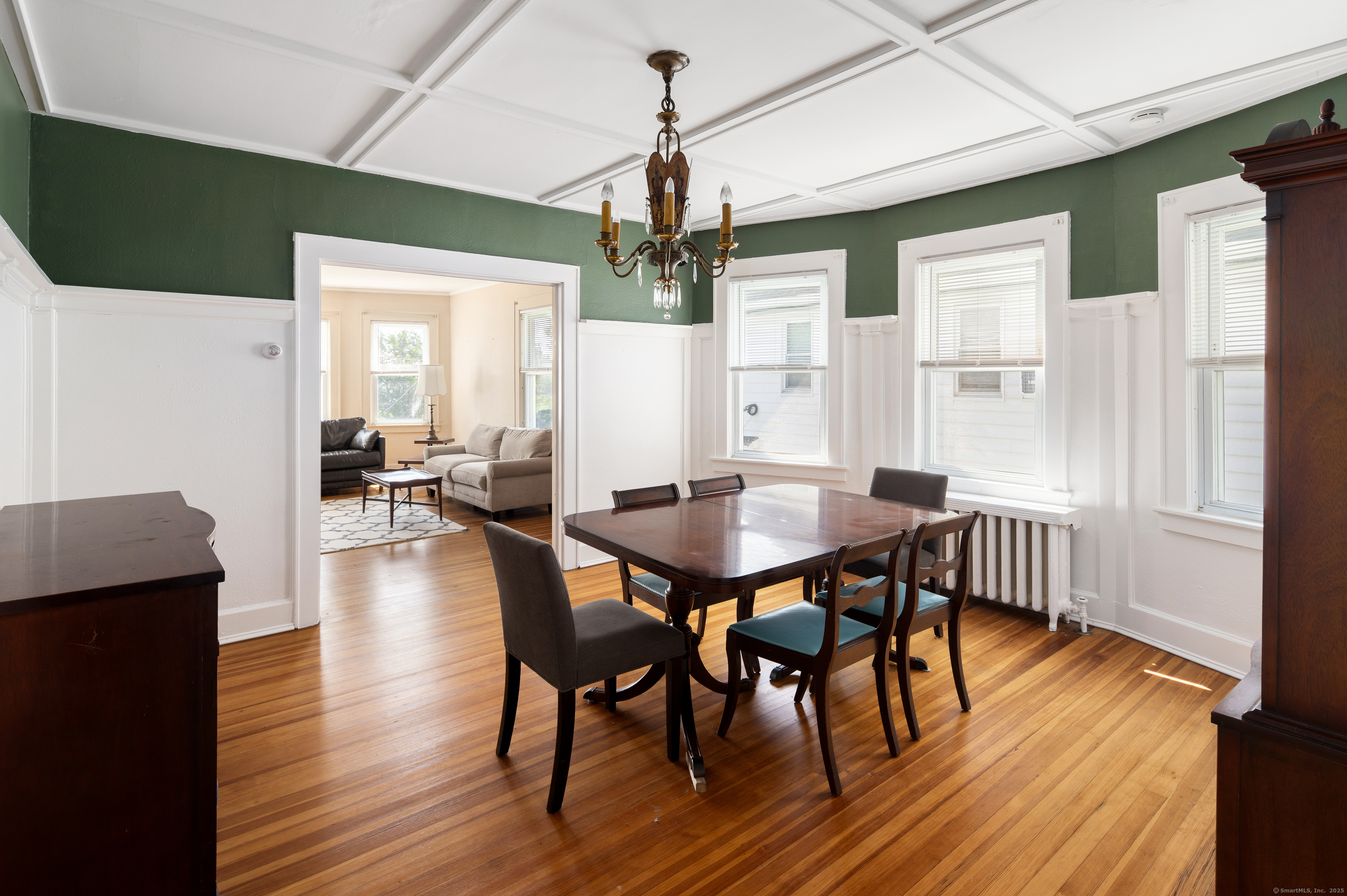 35 Hinckley Avenue