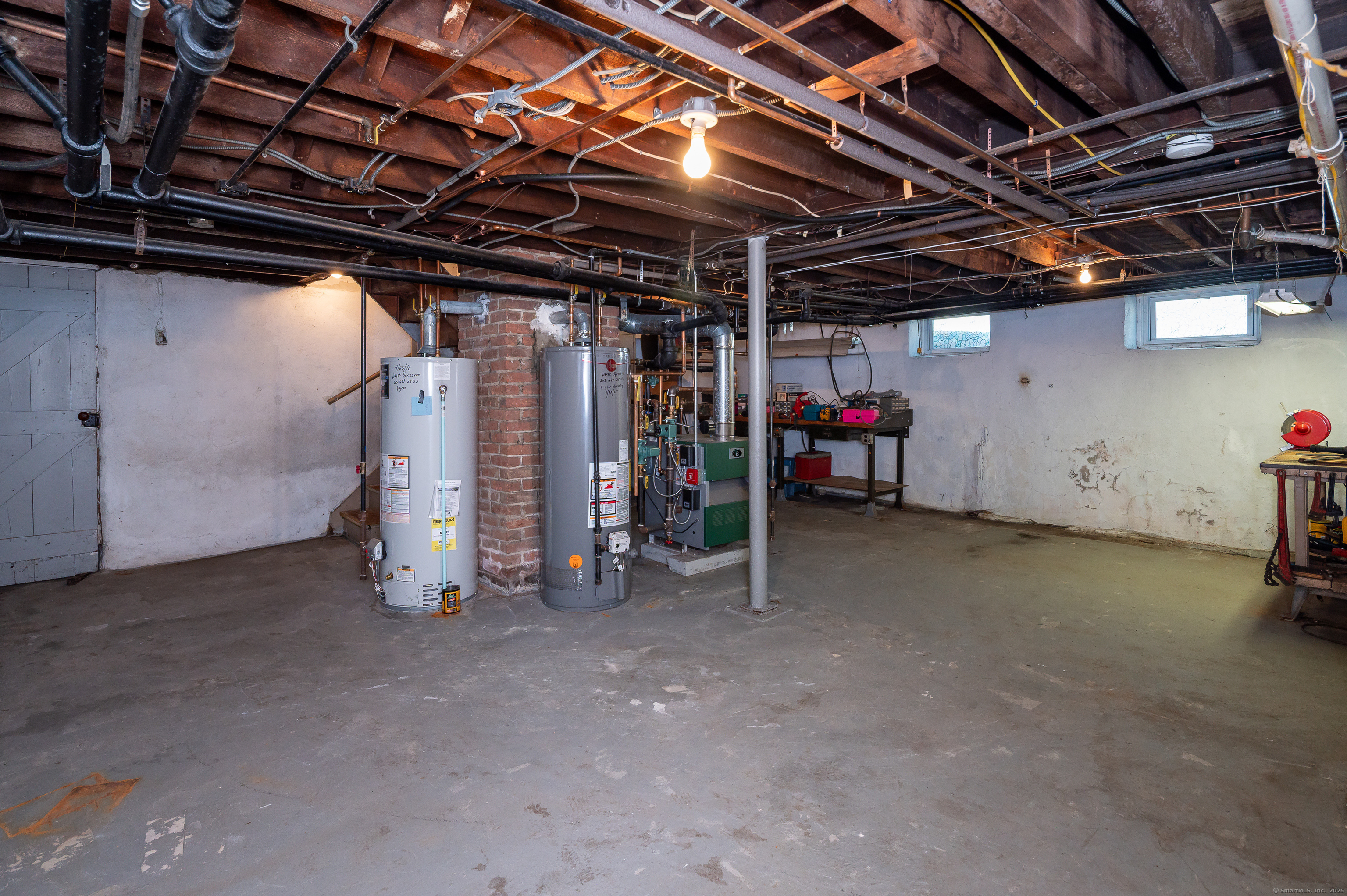 35 Hinckley Avenue