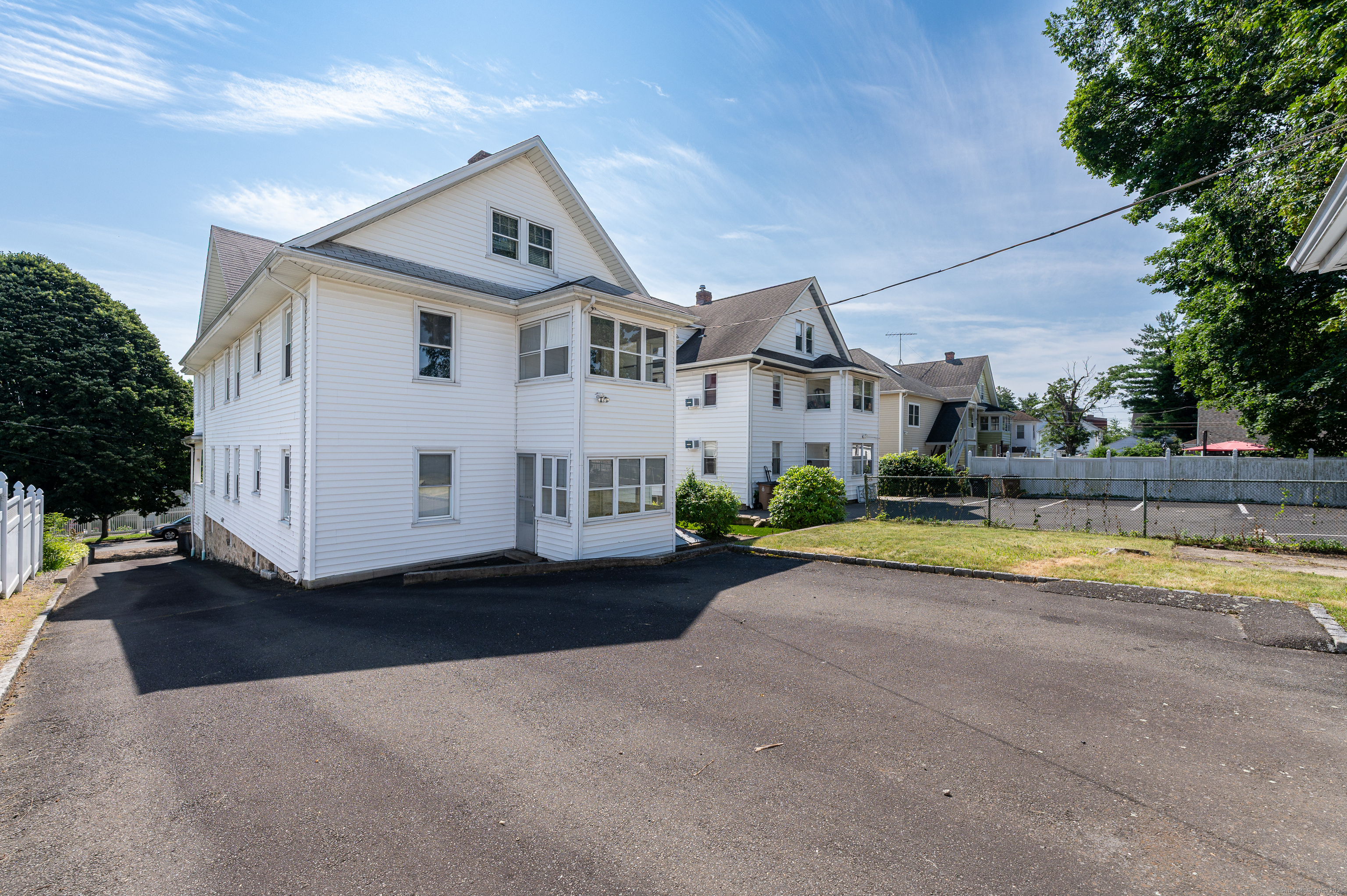 35 Hinckley Avenue