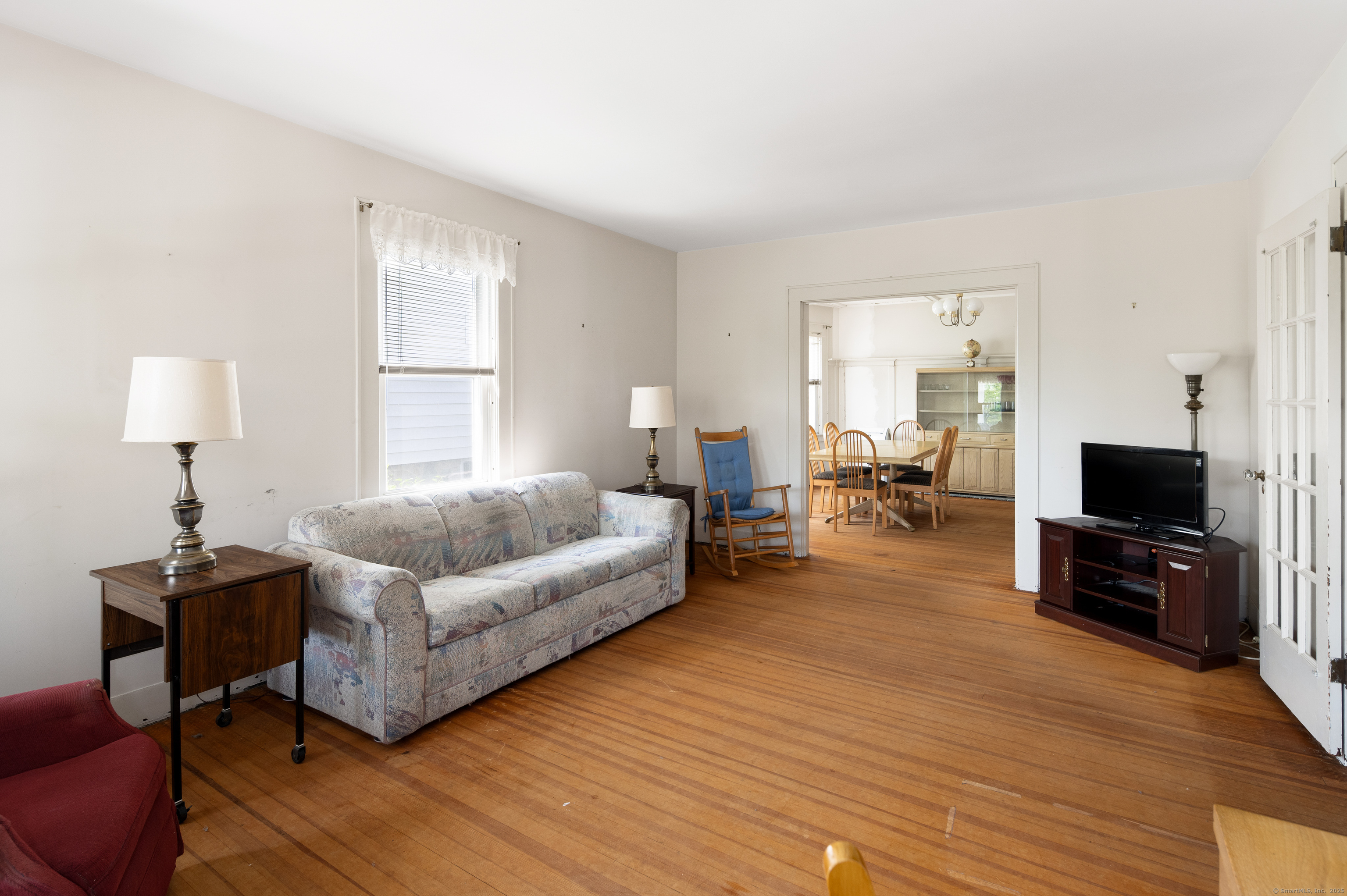 35 Hinckley Avenue