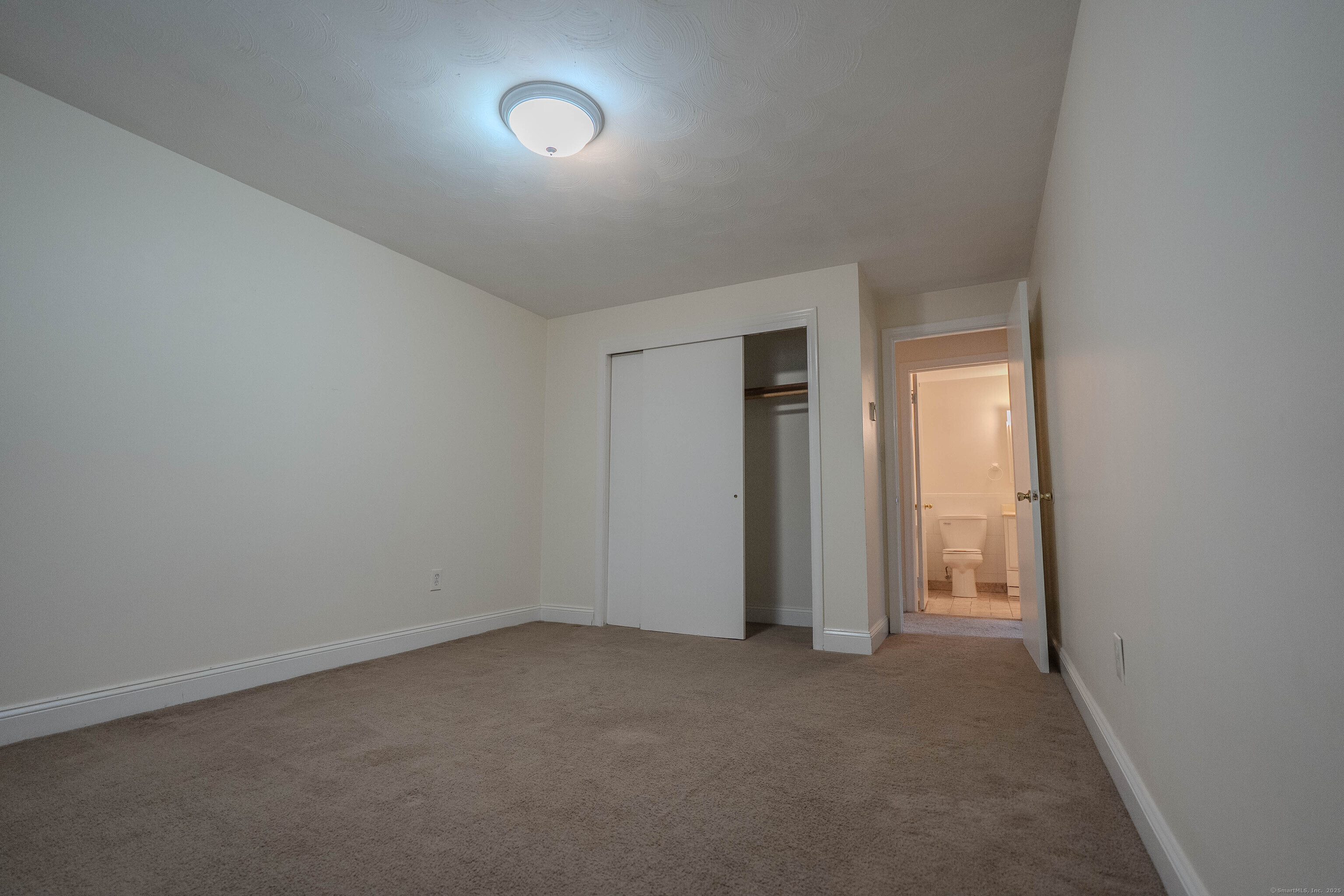 513 Emmett Street APT 14