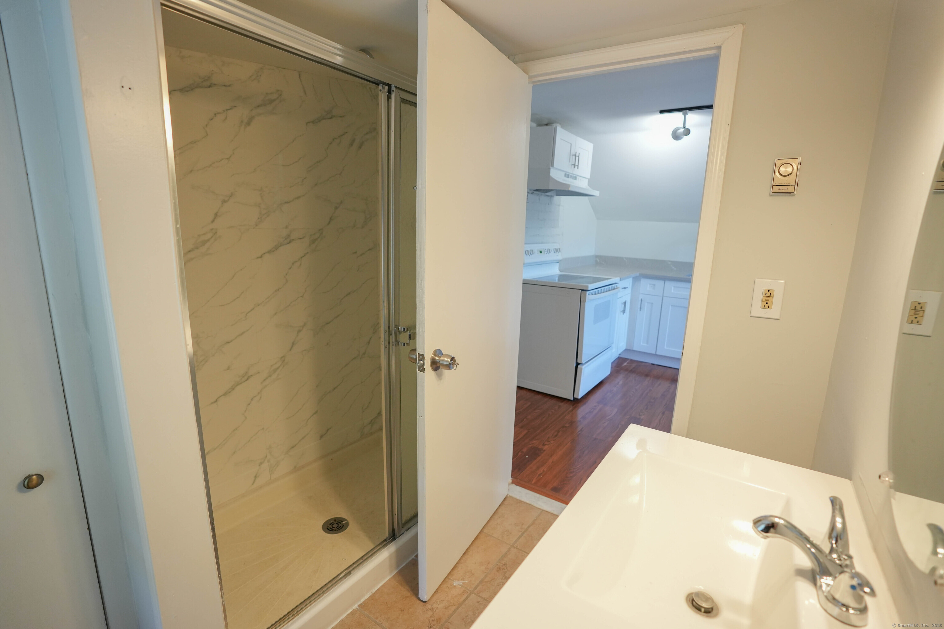 14 Mayflower Avenue 3