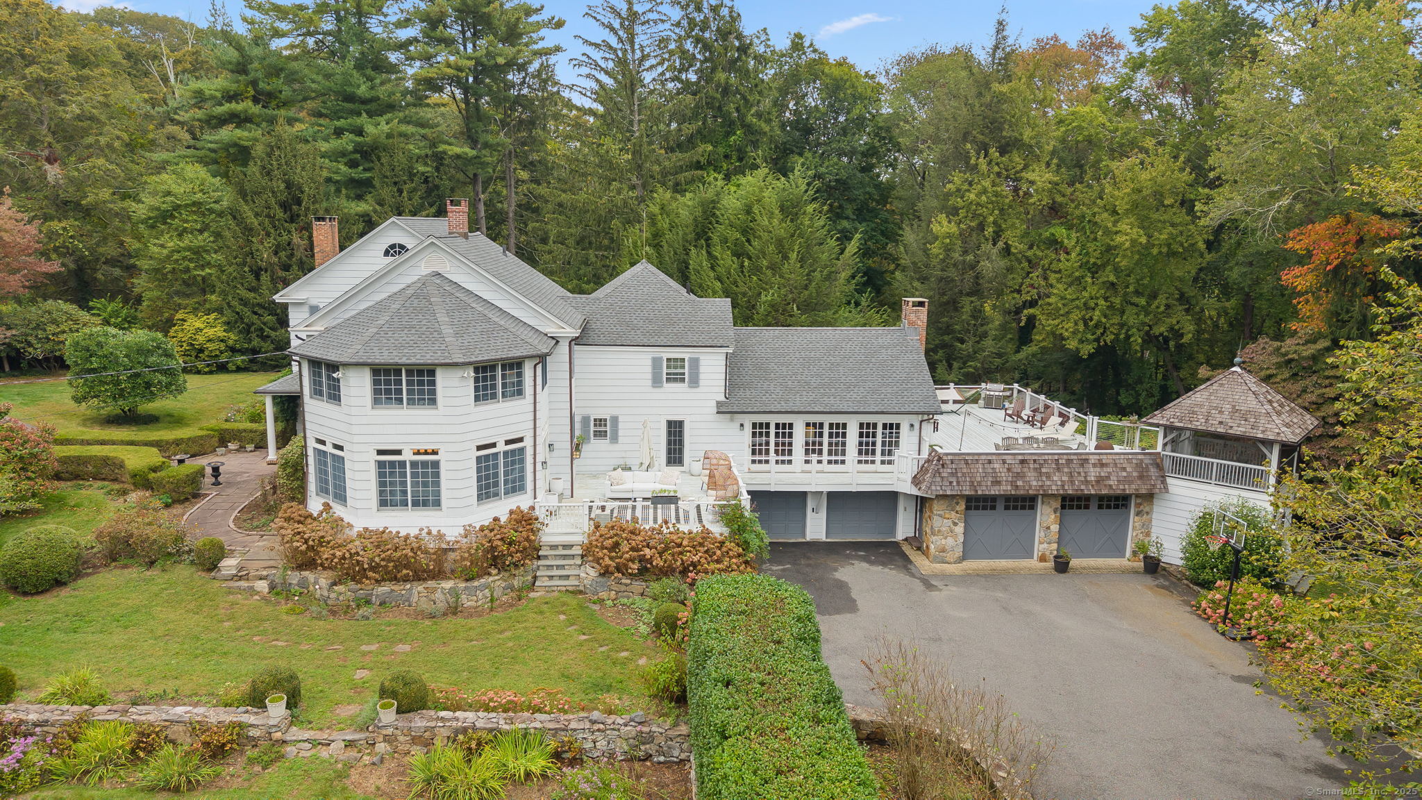 330 Ridgefield Road