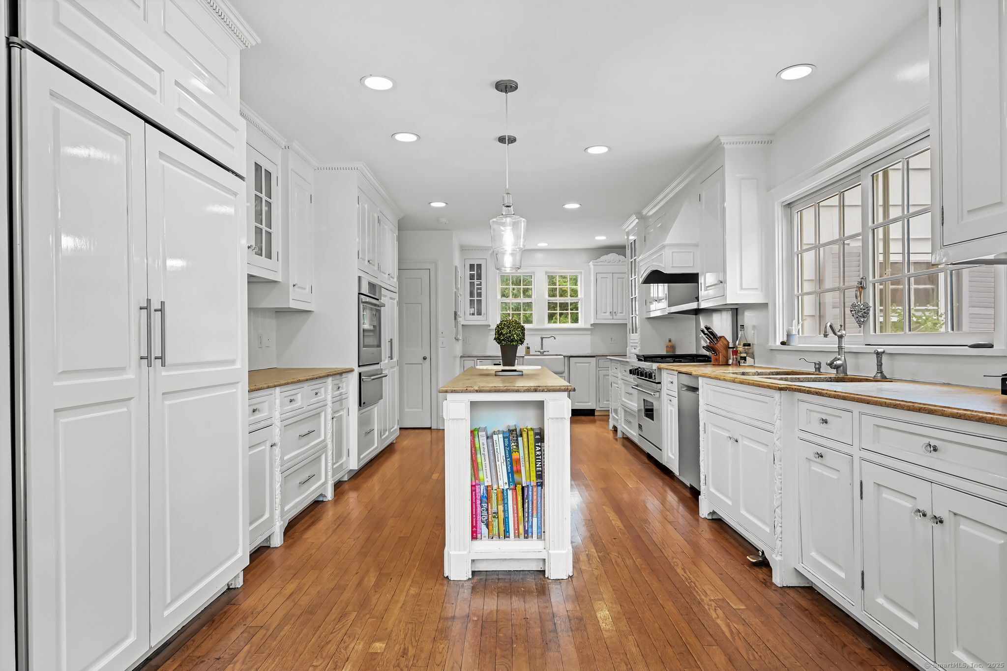 330 Ridgefield Road