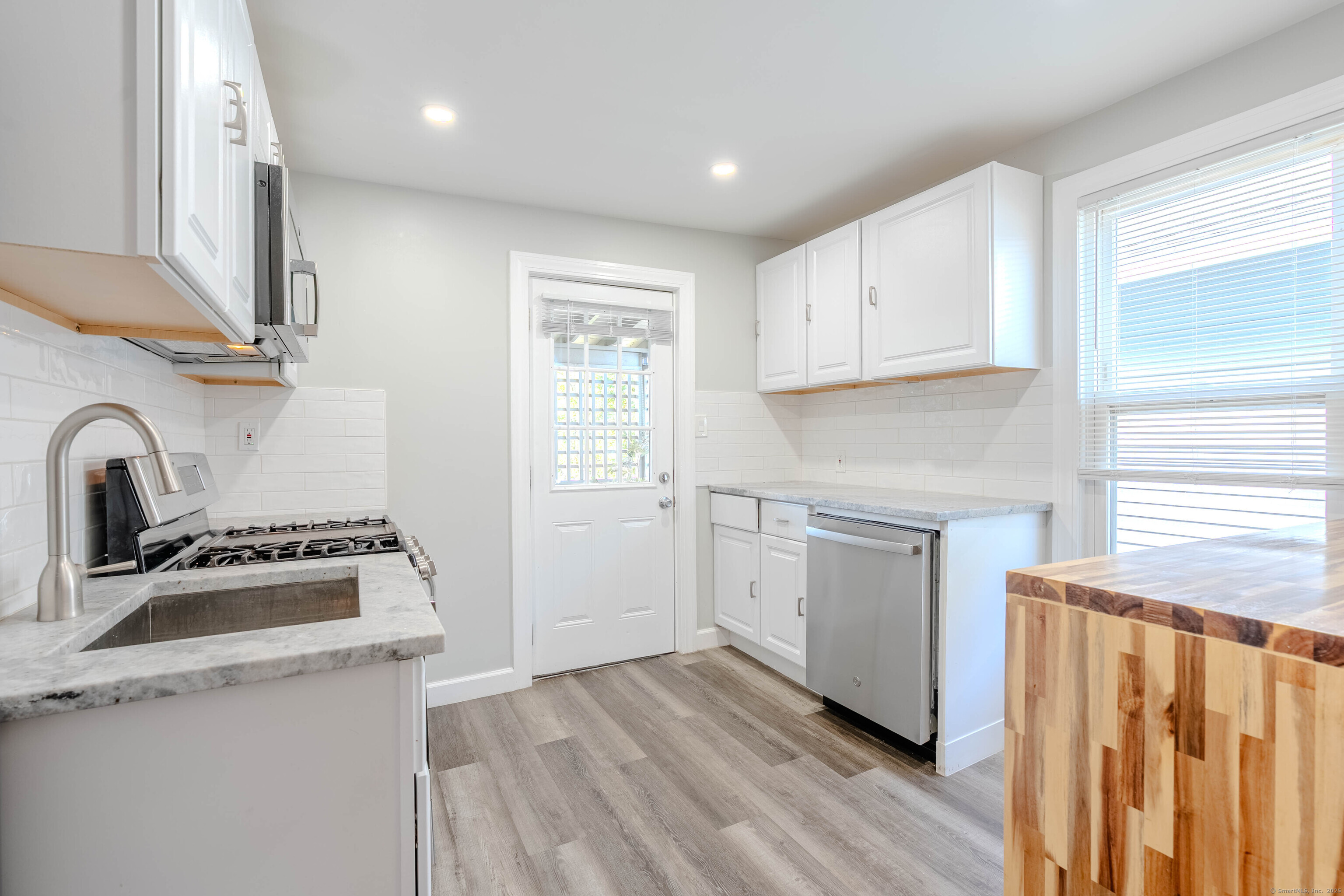 37 Quintard Avenue 2