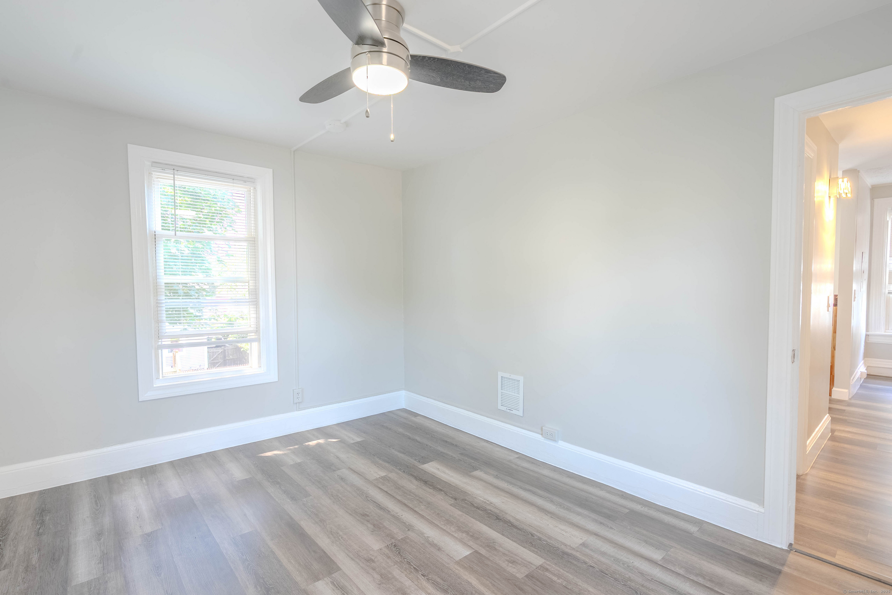 37 Quintard Avenue 2