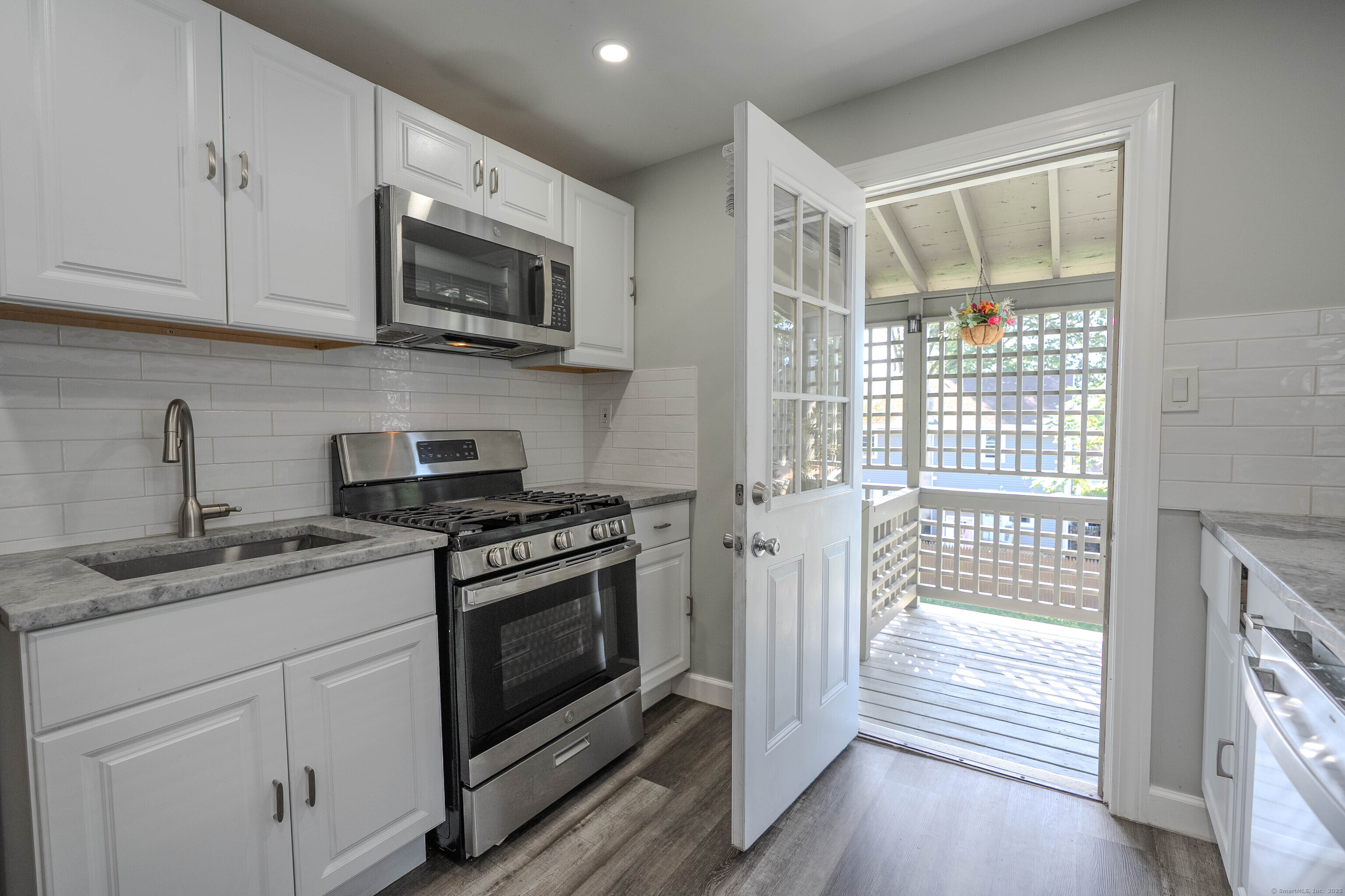 37 Quintard Avenue 2