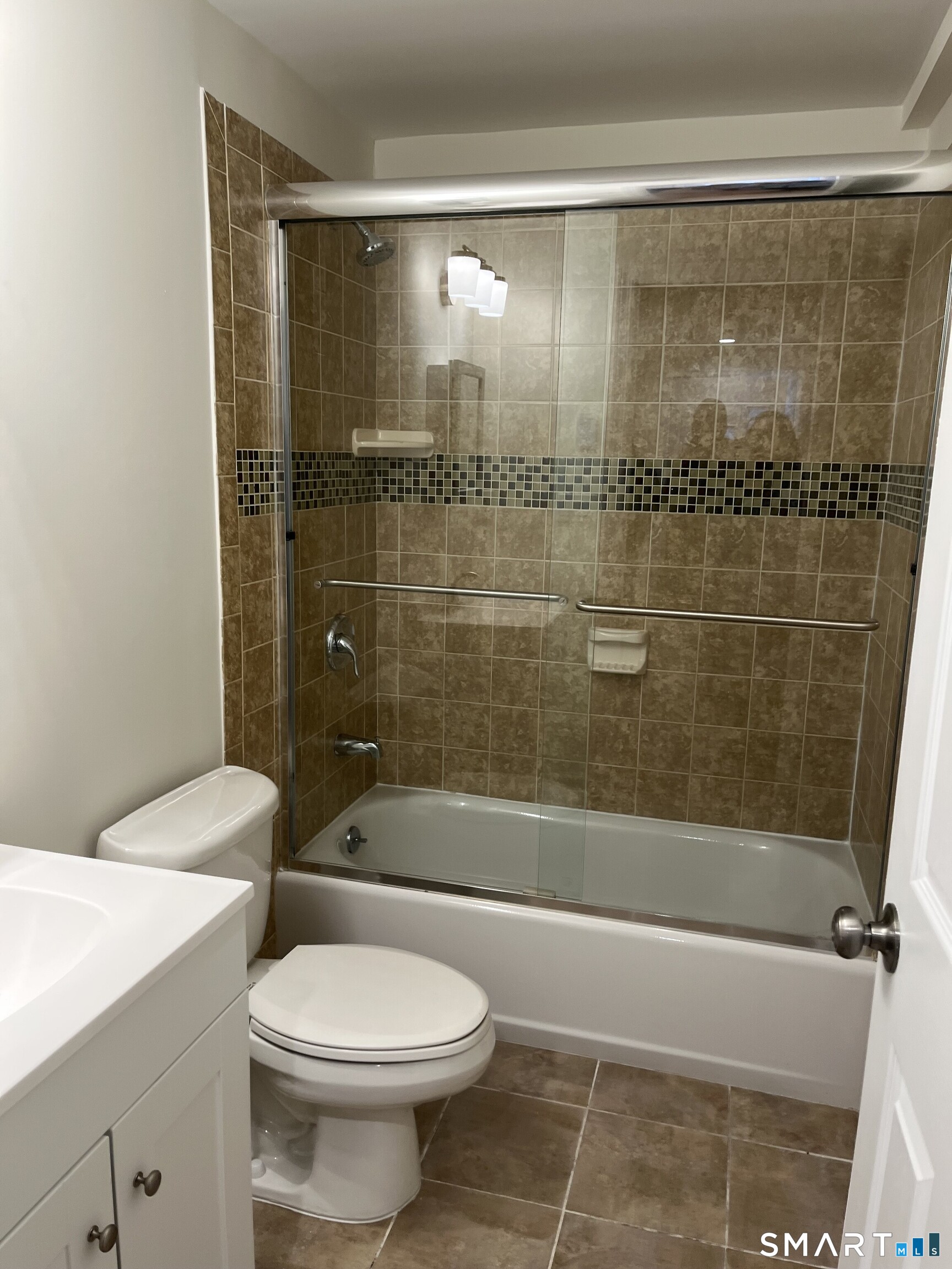 143 Columbus Place APT 9
