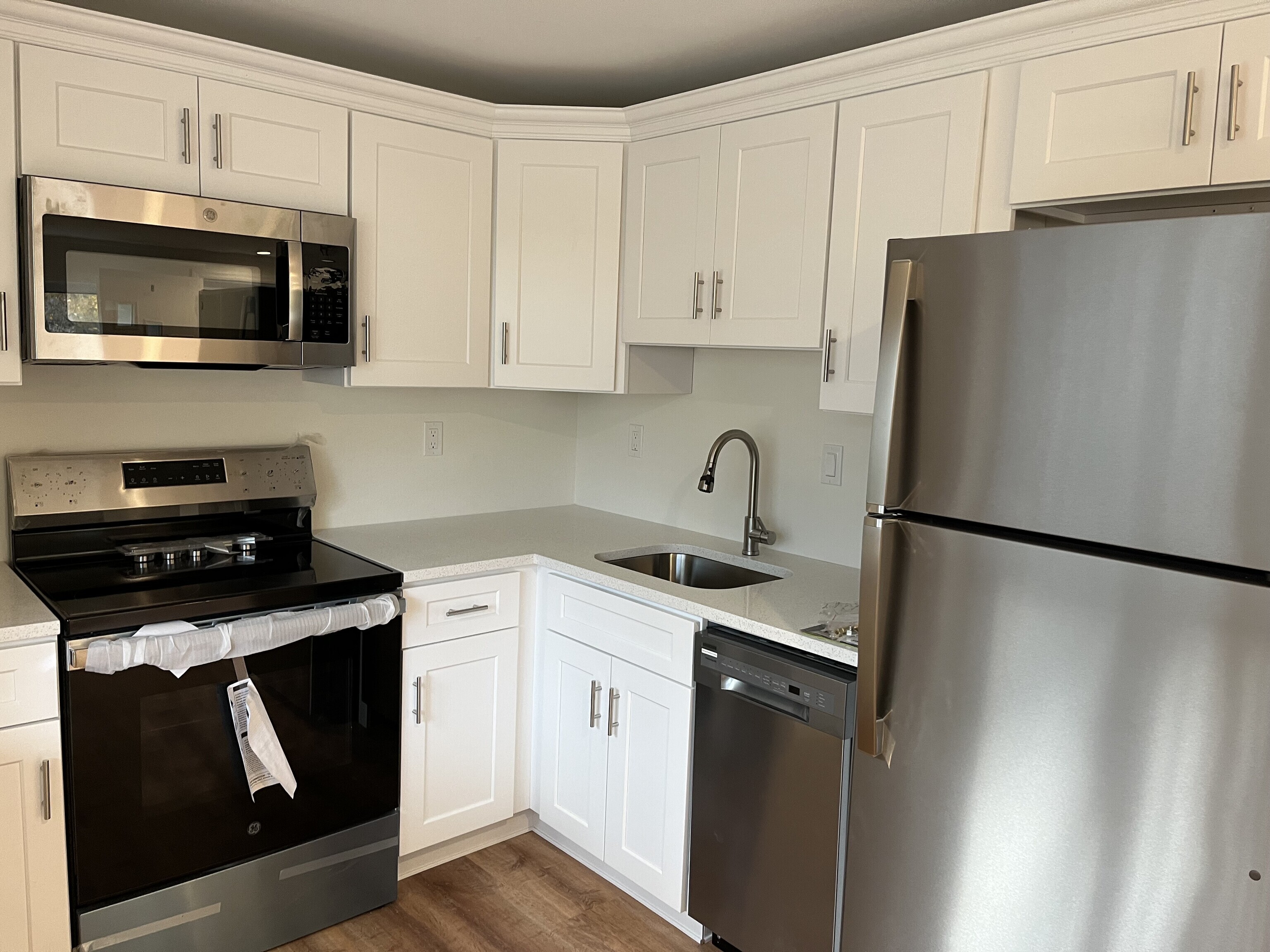 143 Columbus Place APT 9