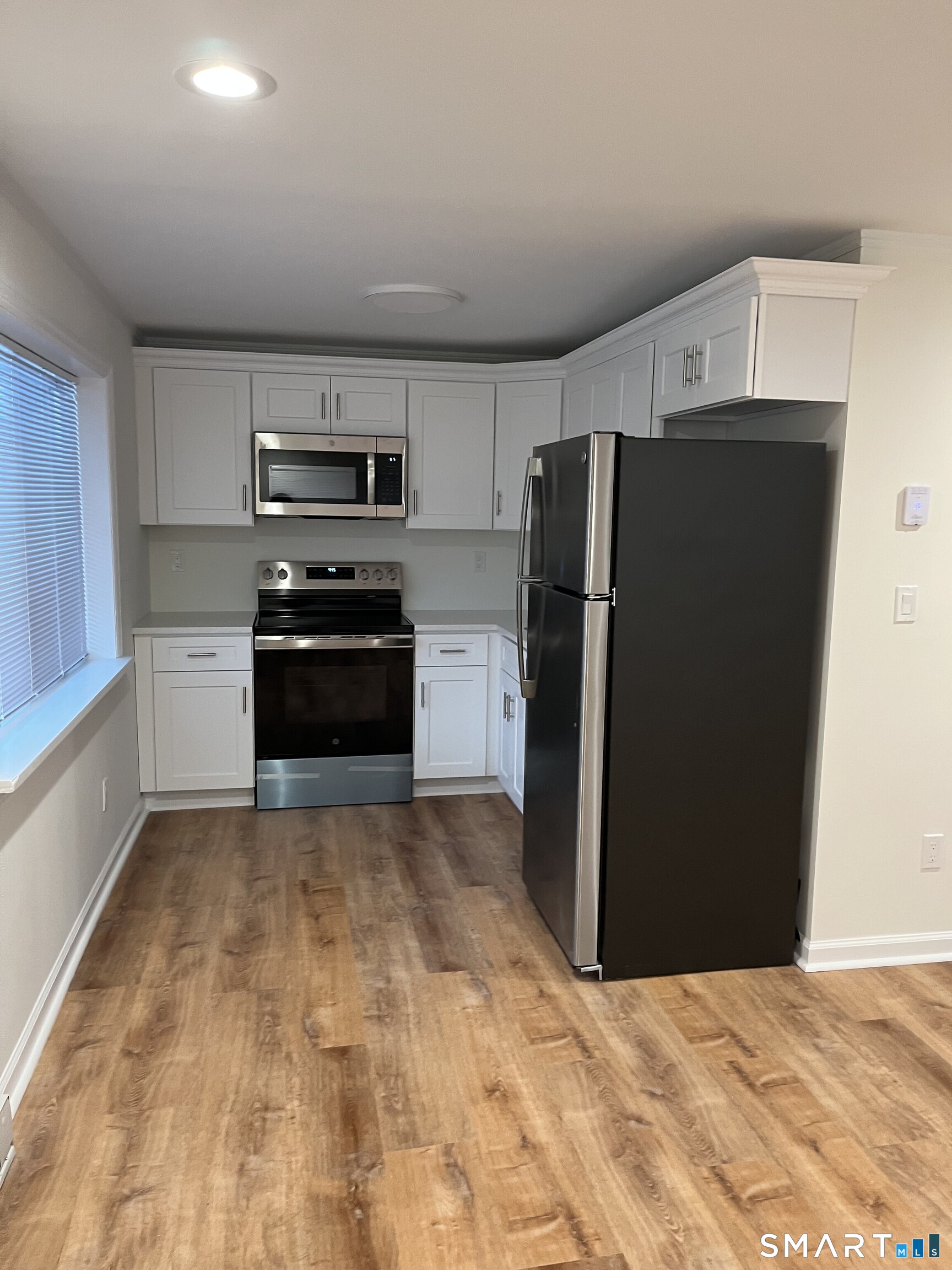 143 Columbus Place APT 9