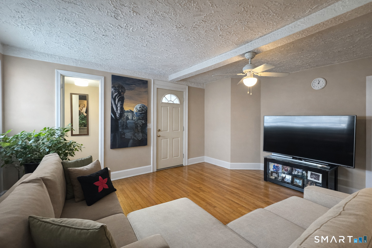 98 Scofield Avenue