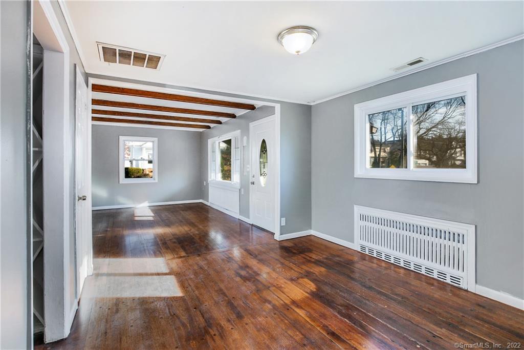 75 Van Buskirk Avenue 75