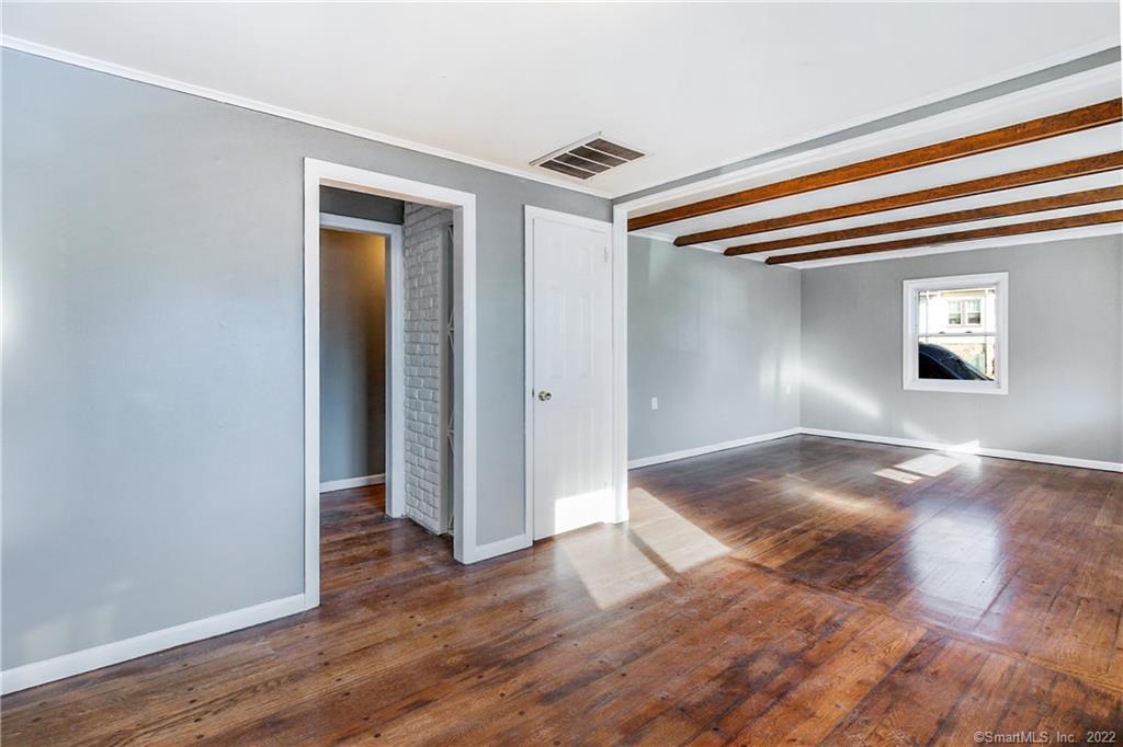 75 Van Buskirk Avenue 75