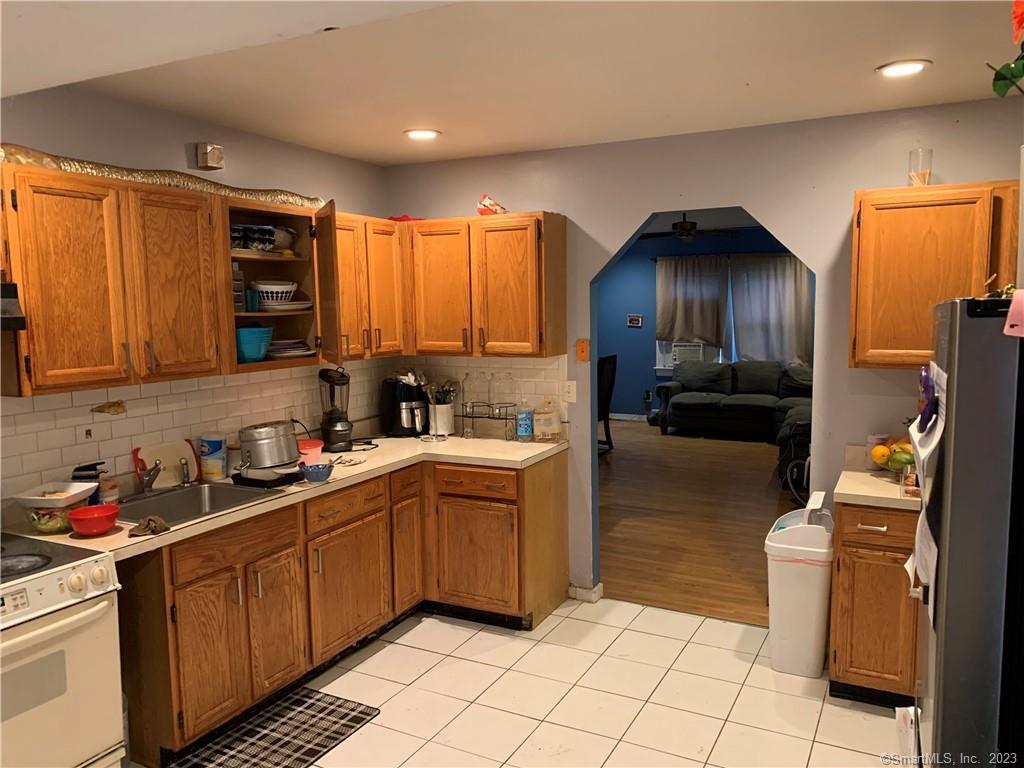 15 Spring Hill Avenue