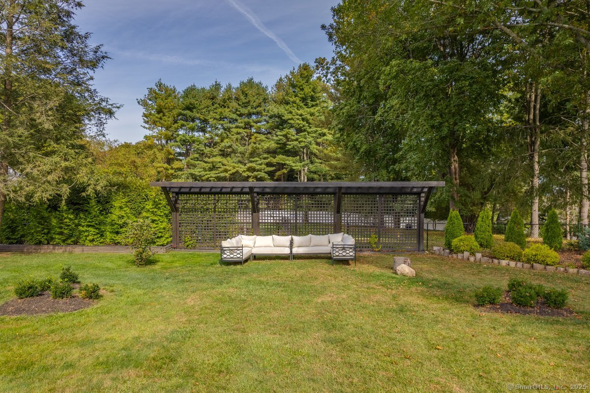 14 Winthrop Road