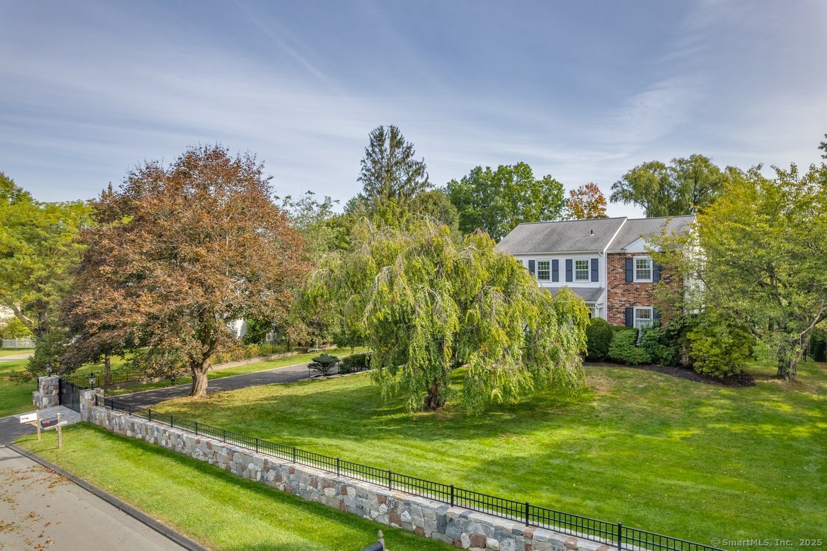 14 Winthrop Road