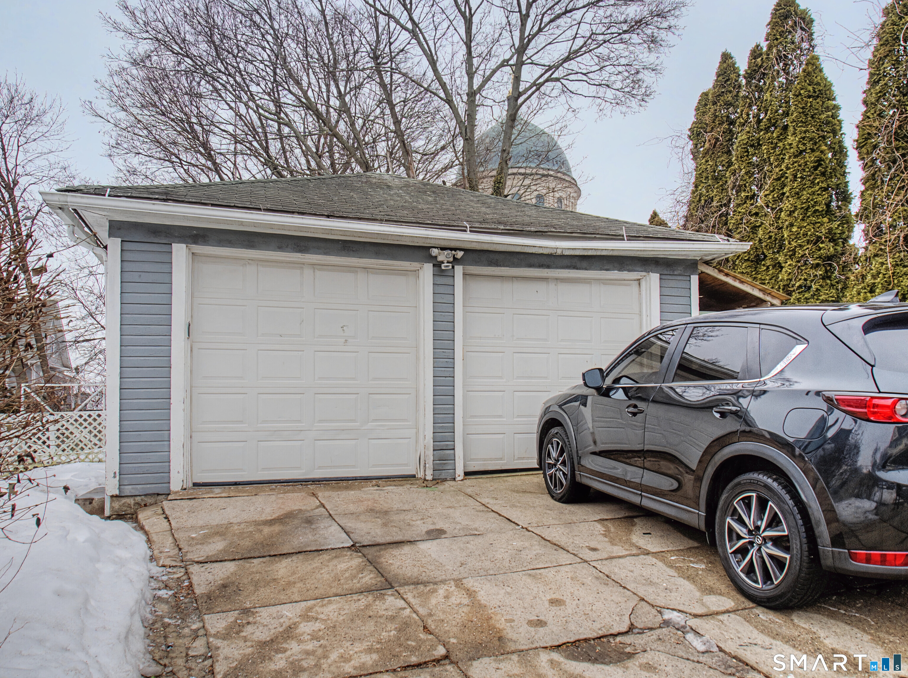 361 Ridgefield Avenue 3rd Floor