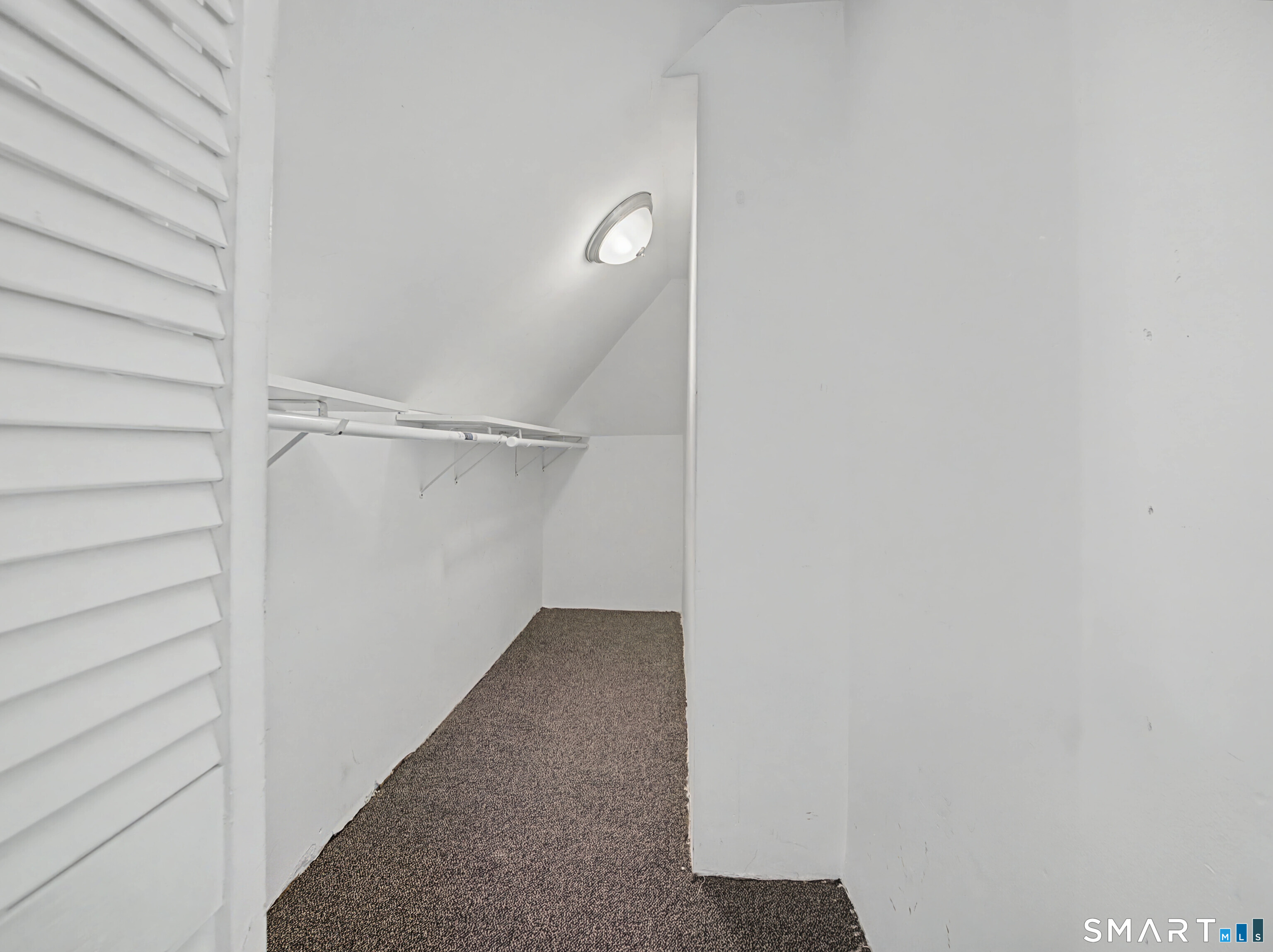 1440 Wood Avenue 3rd Floor