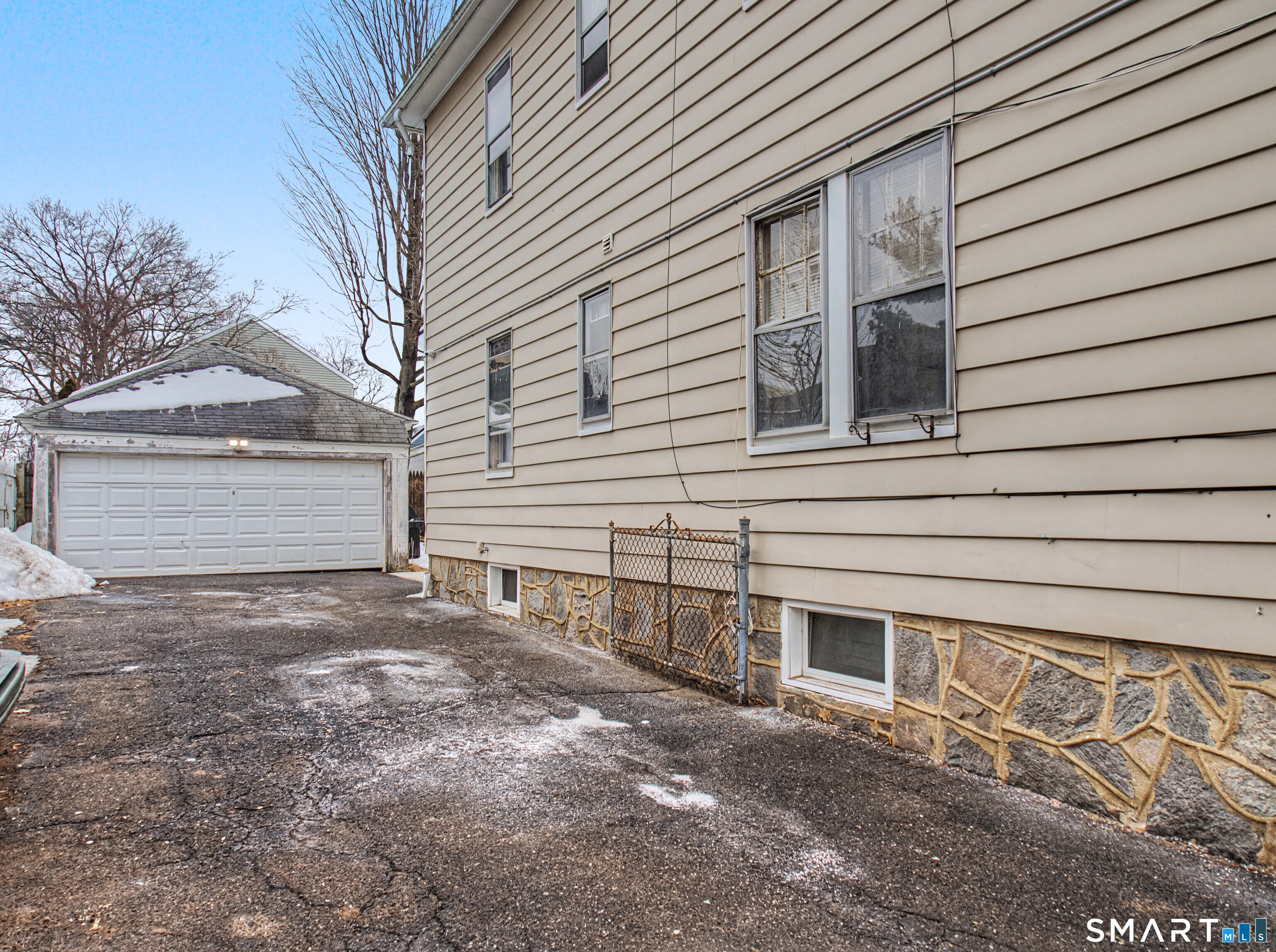 1440 Wood Avenue 3rd Floor