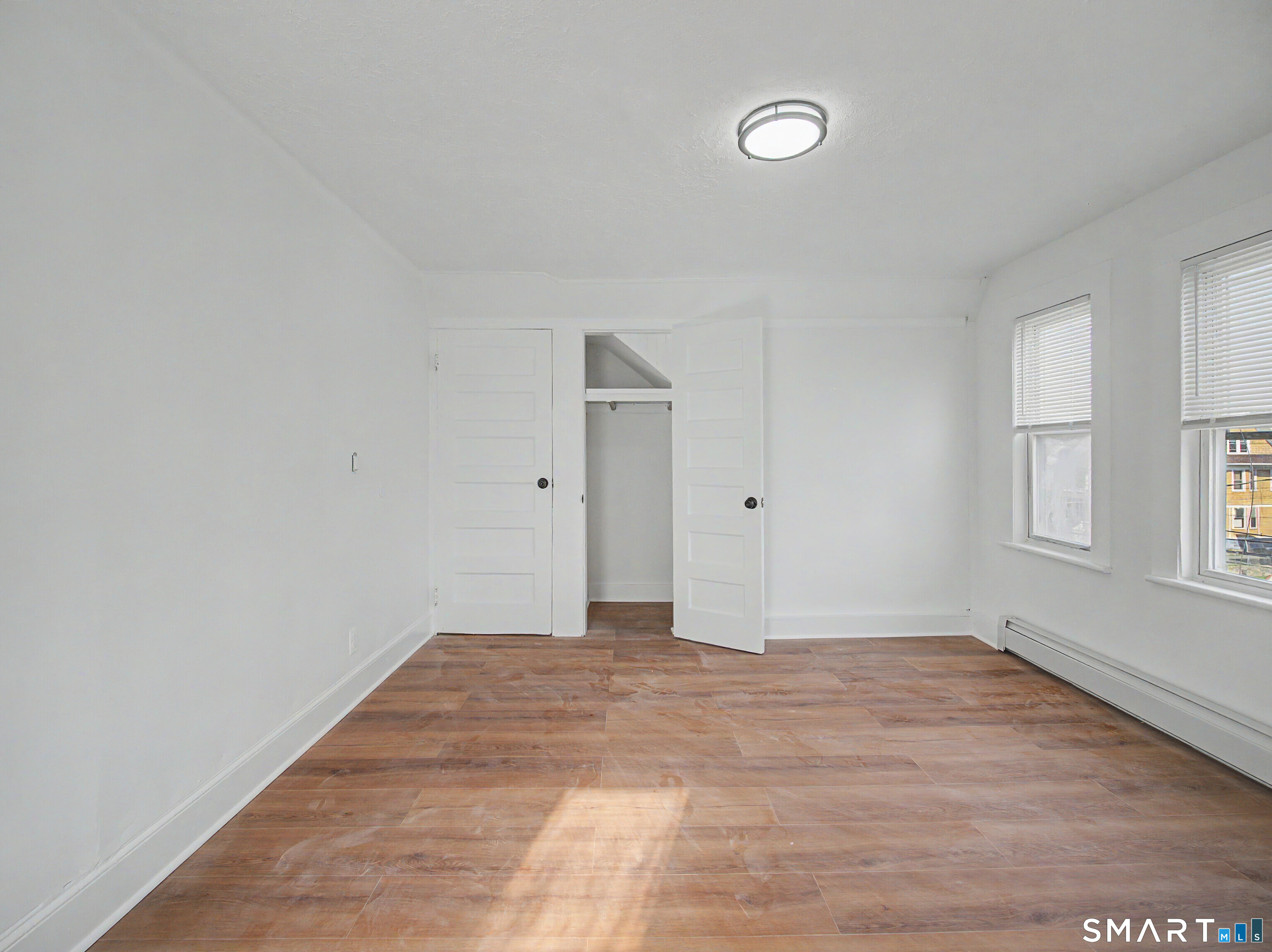 1872 North Avenue 3rd Floor