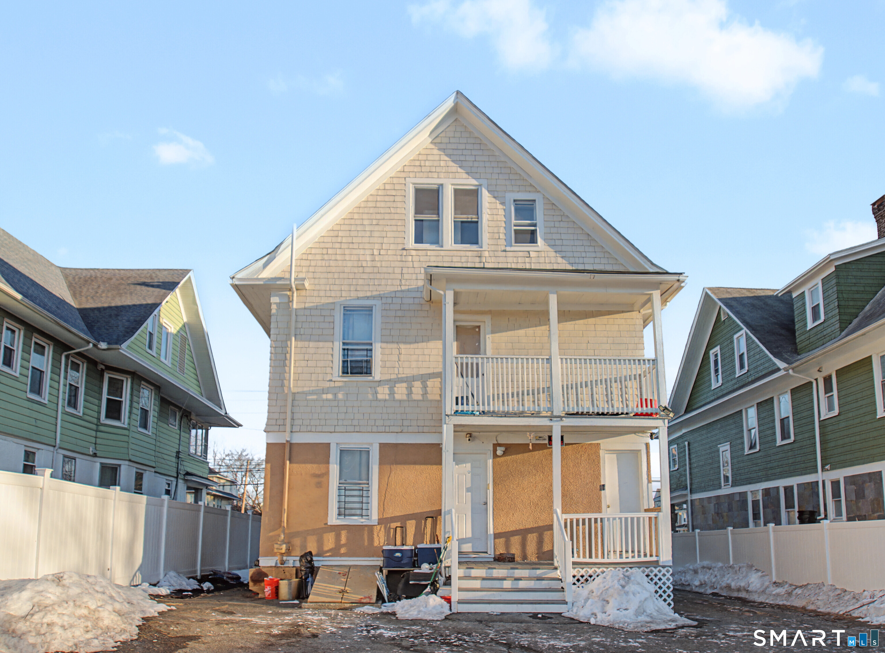 1872 North Avenue 3rd Floor