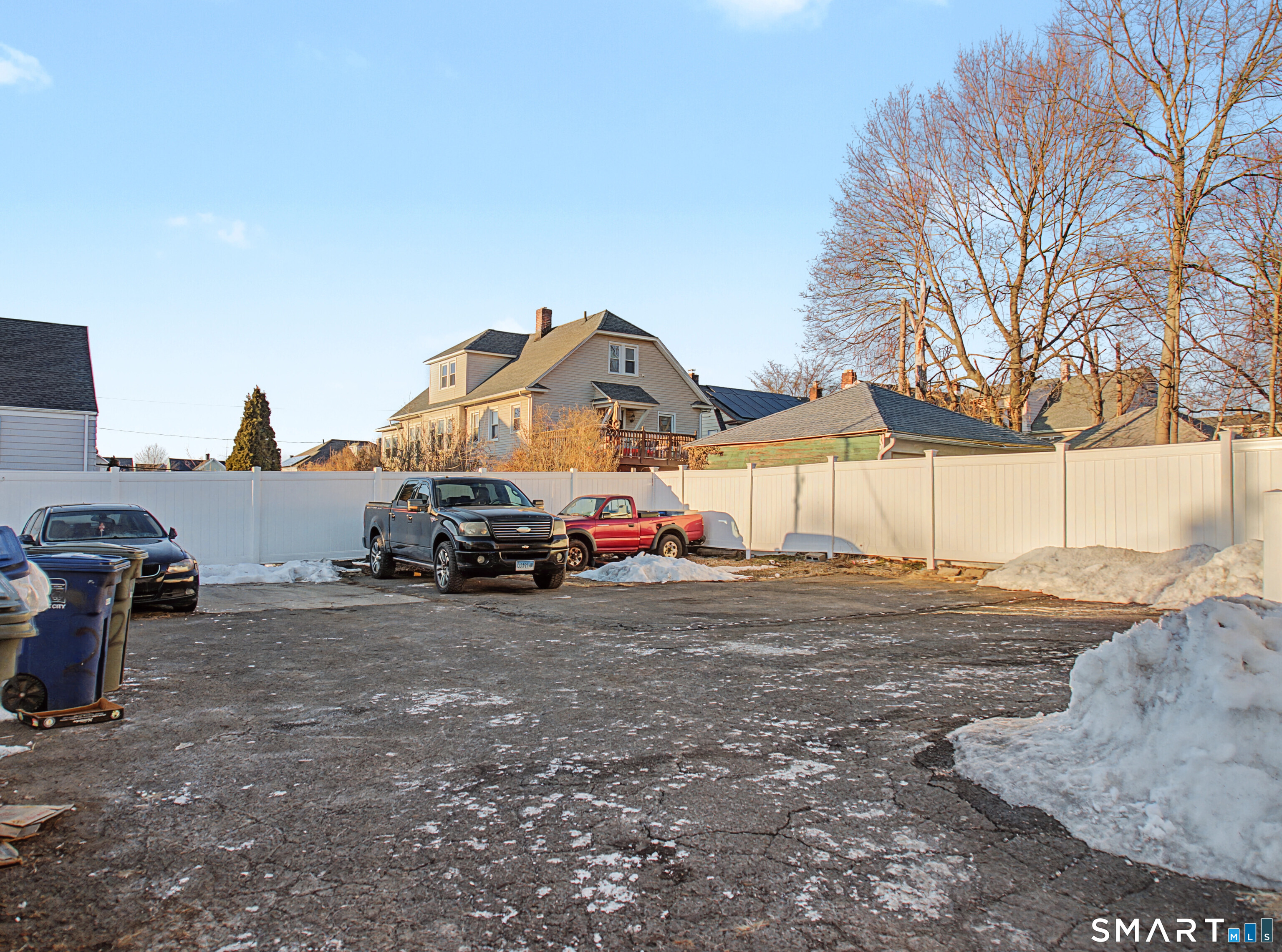 1872 North Avenue 3rd Floor