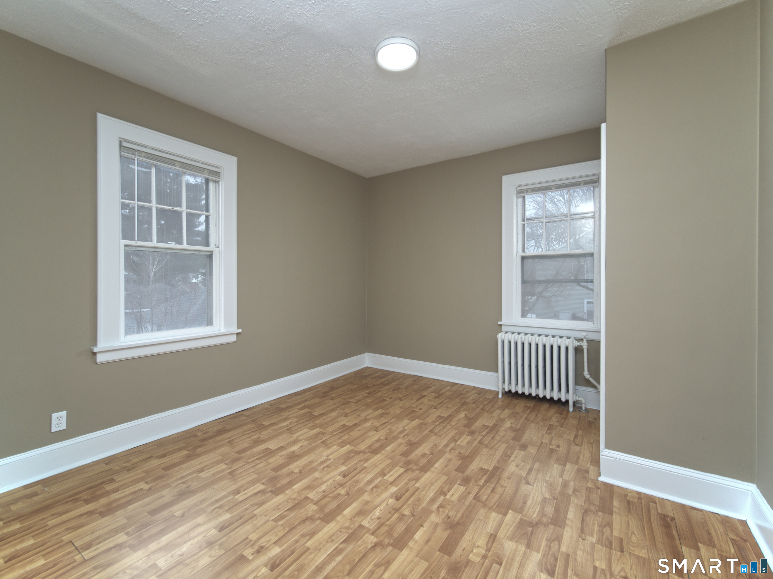 1440 Wood Avenue 2nd Floor