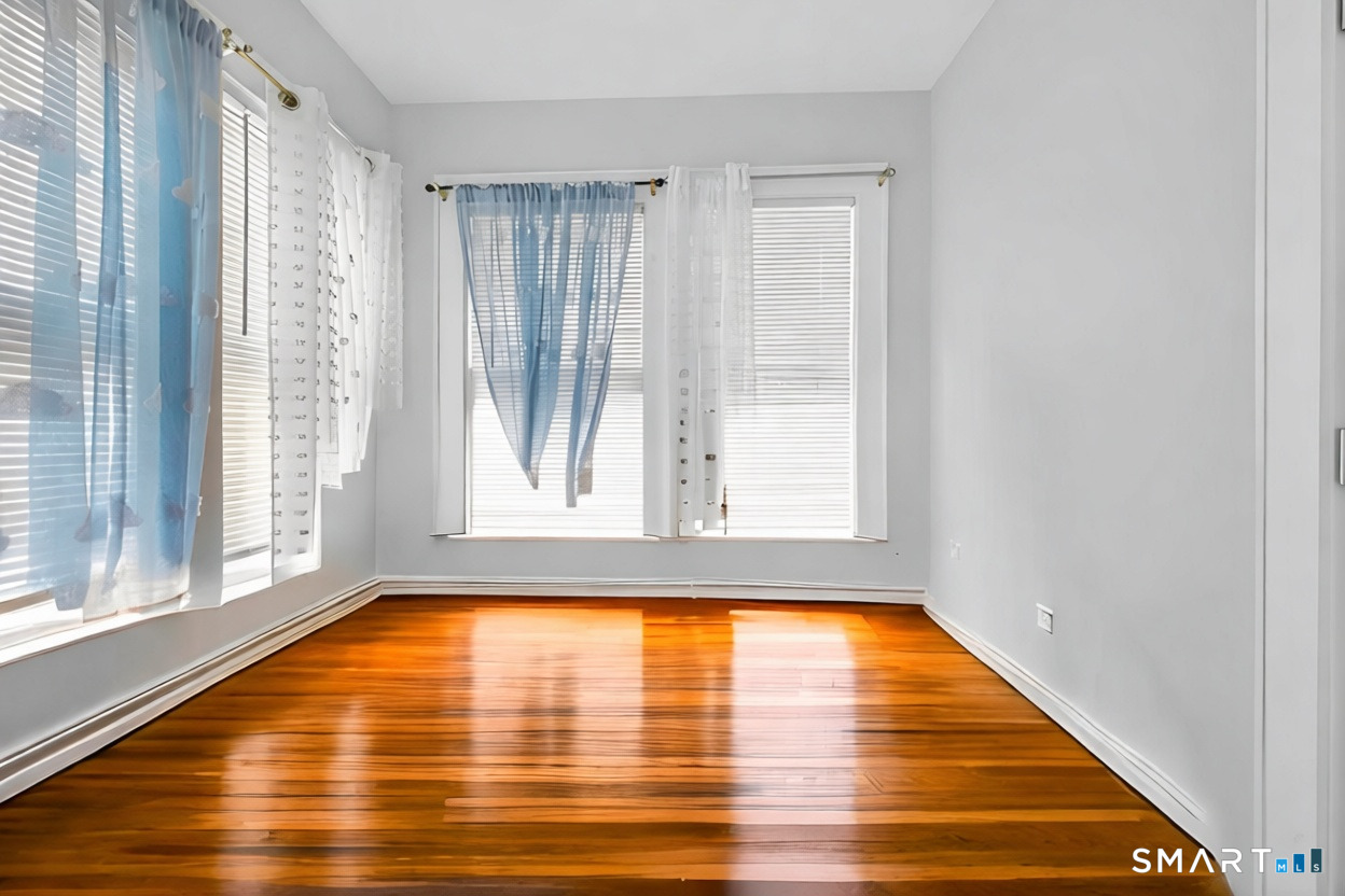 1440 Wood Avenue 1st Floor
