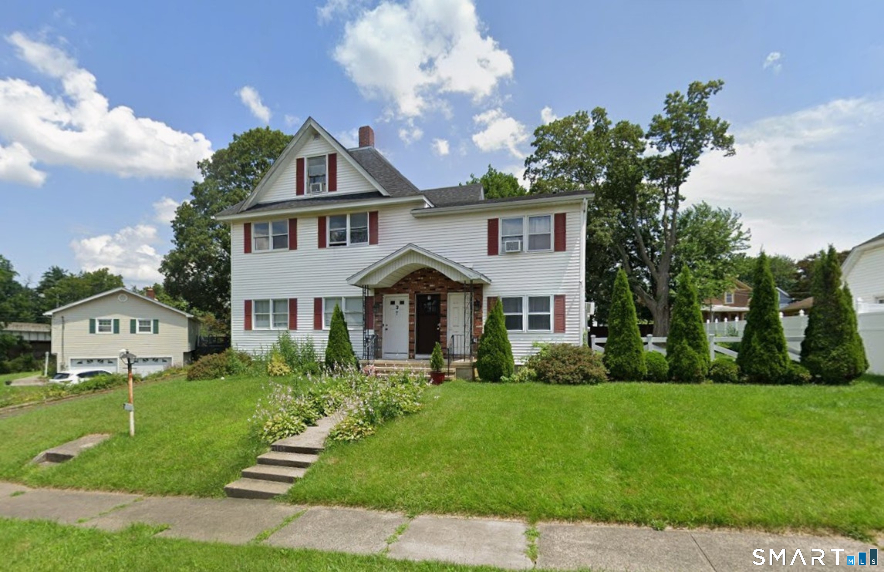 7 Davis Street 2