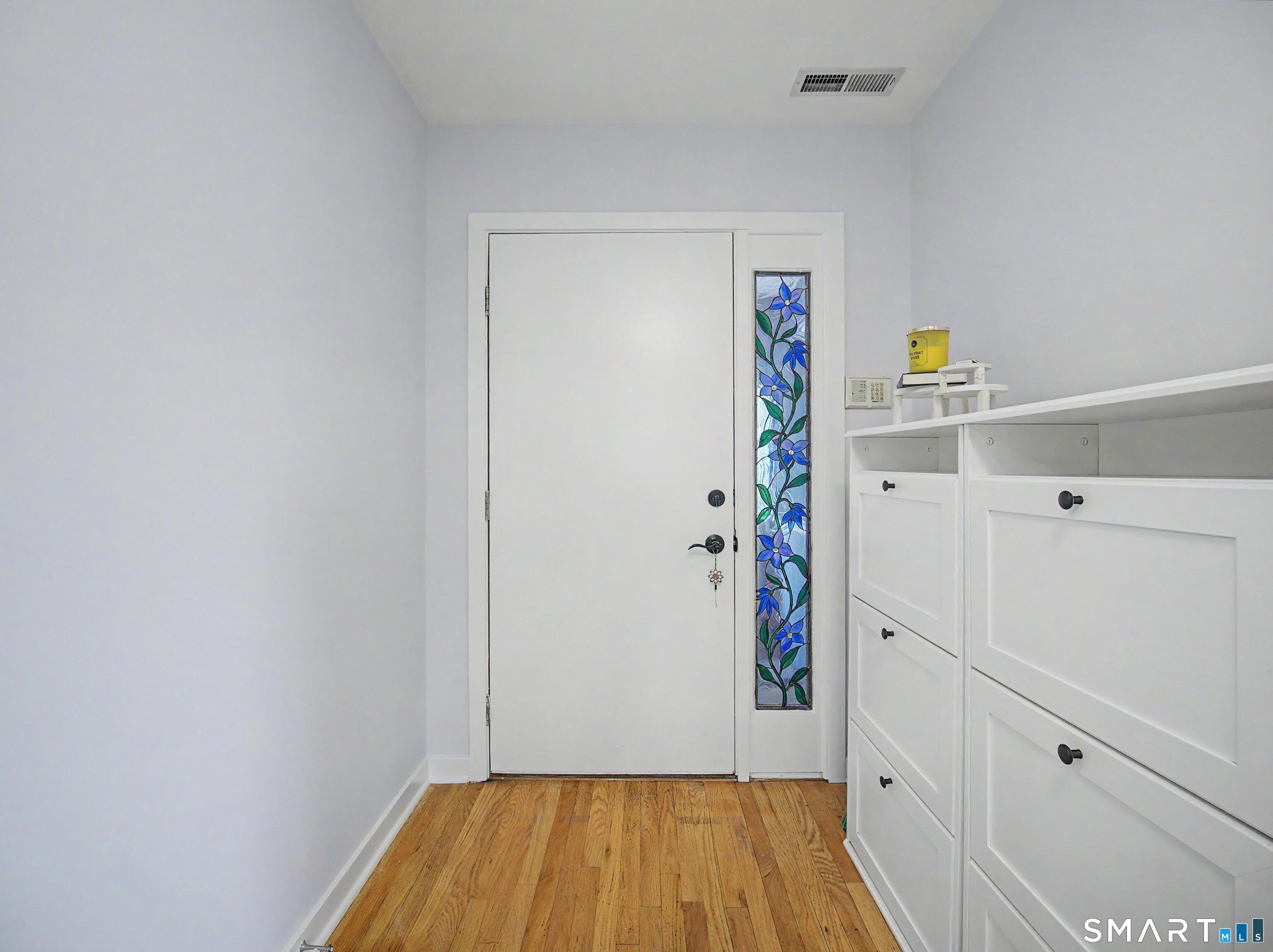 300 Flax Hill Road 3