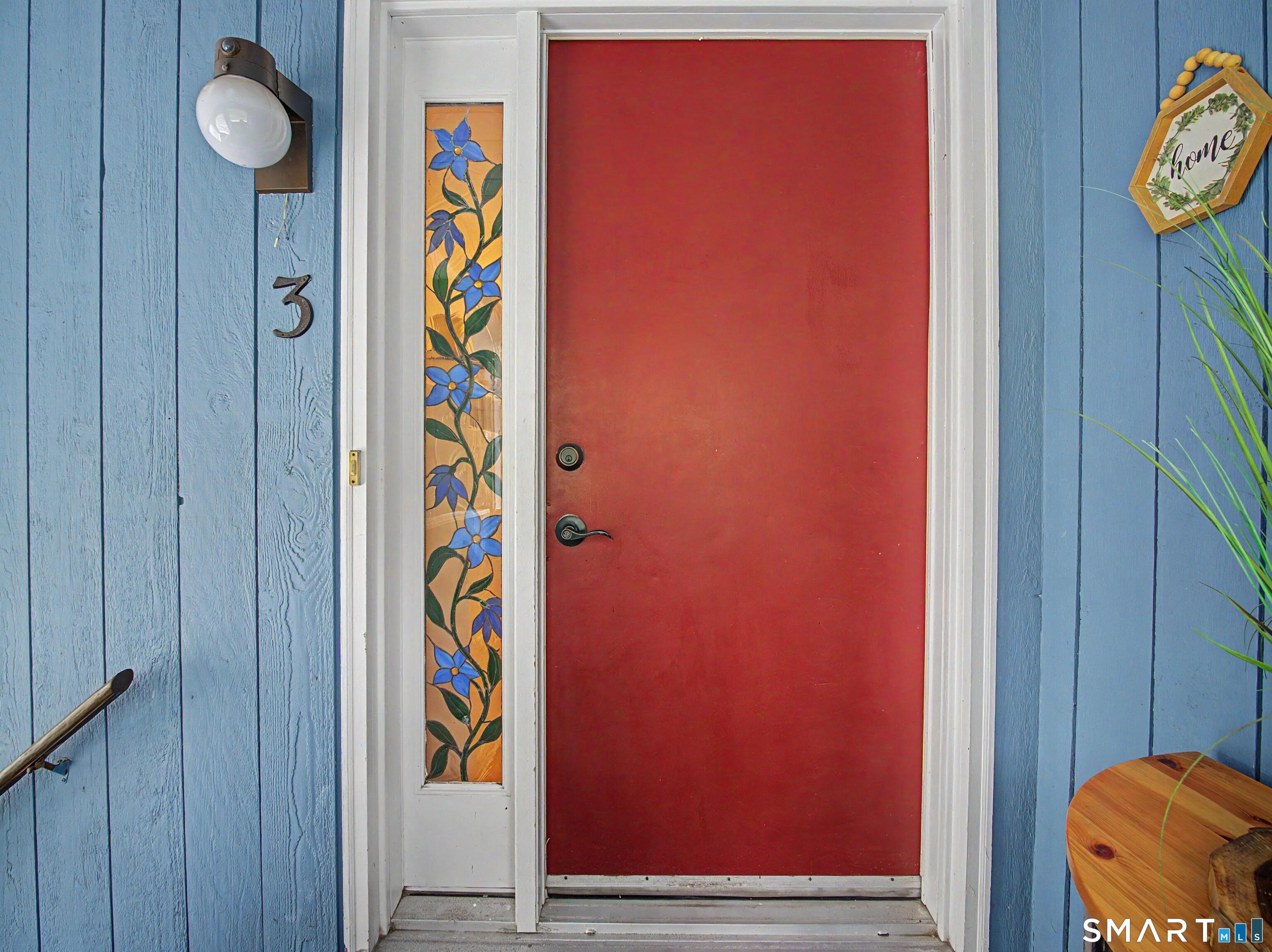 300 Flax Hill Road 3