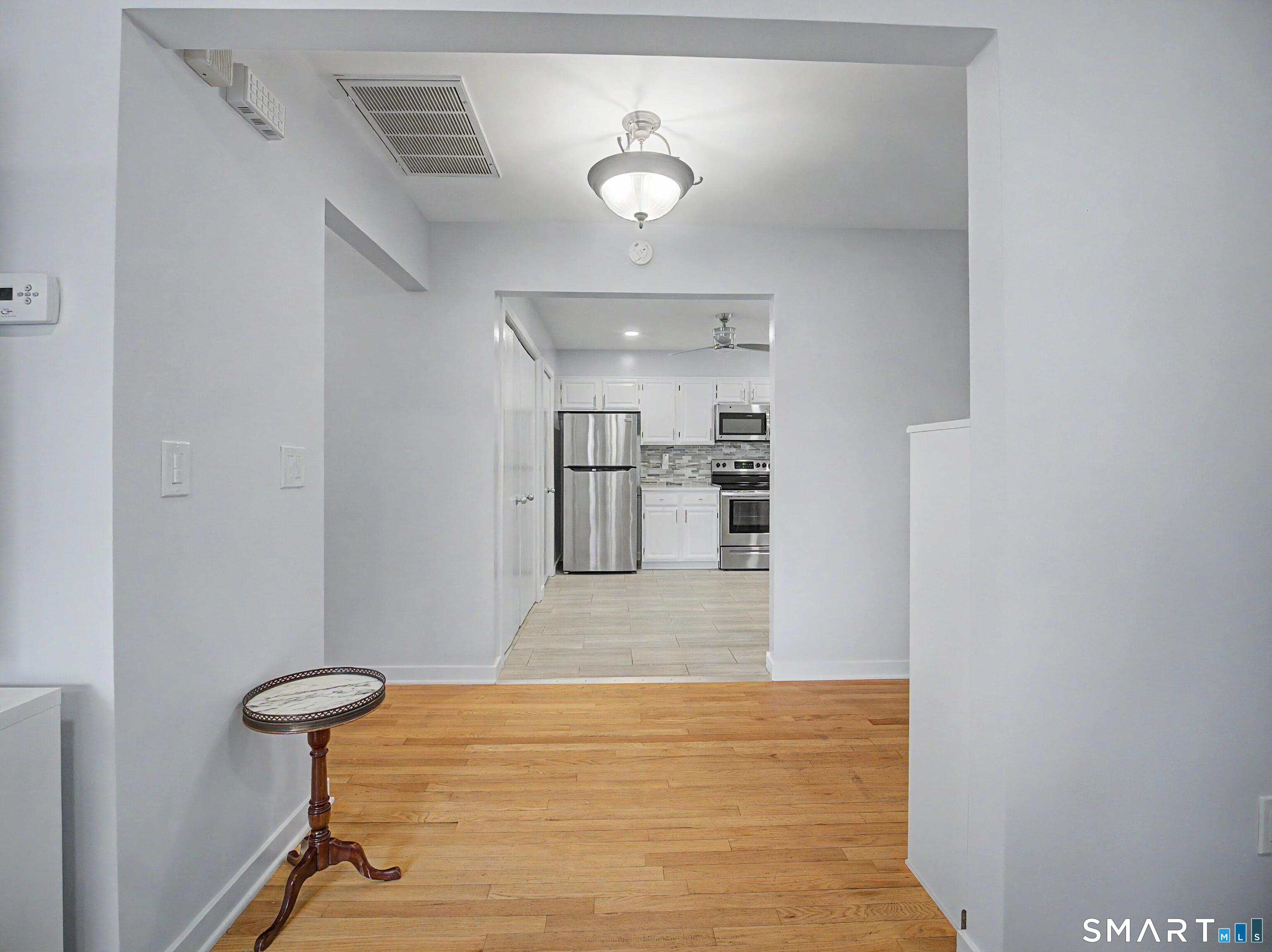 300 Flax Hill Road 3