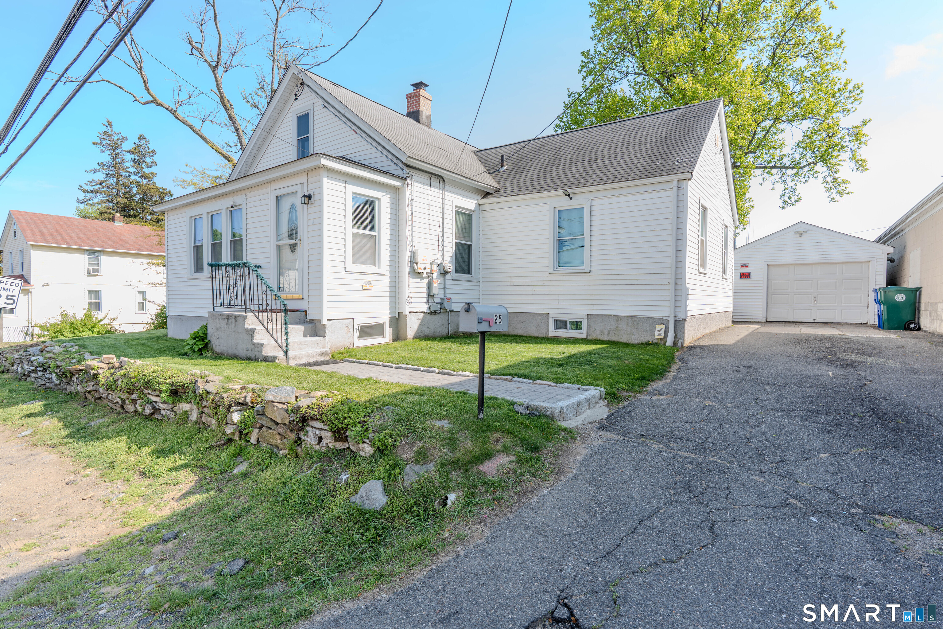 25 McKinley Avenue