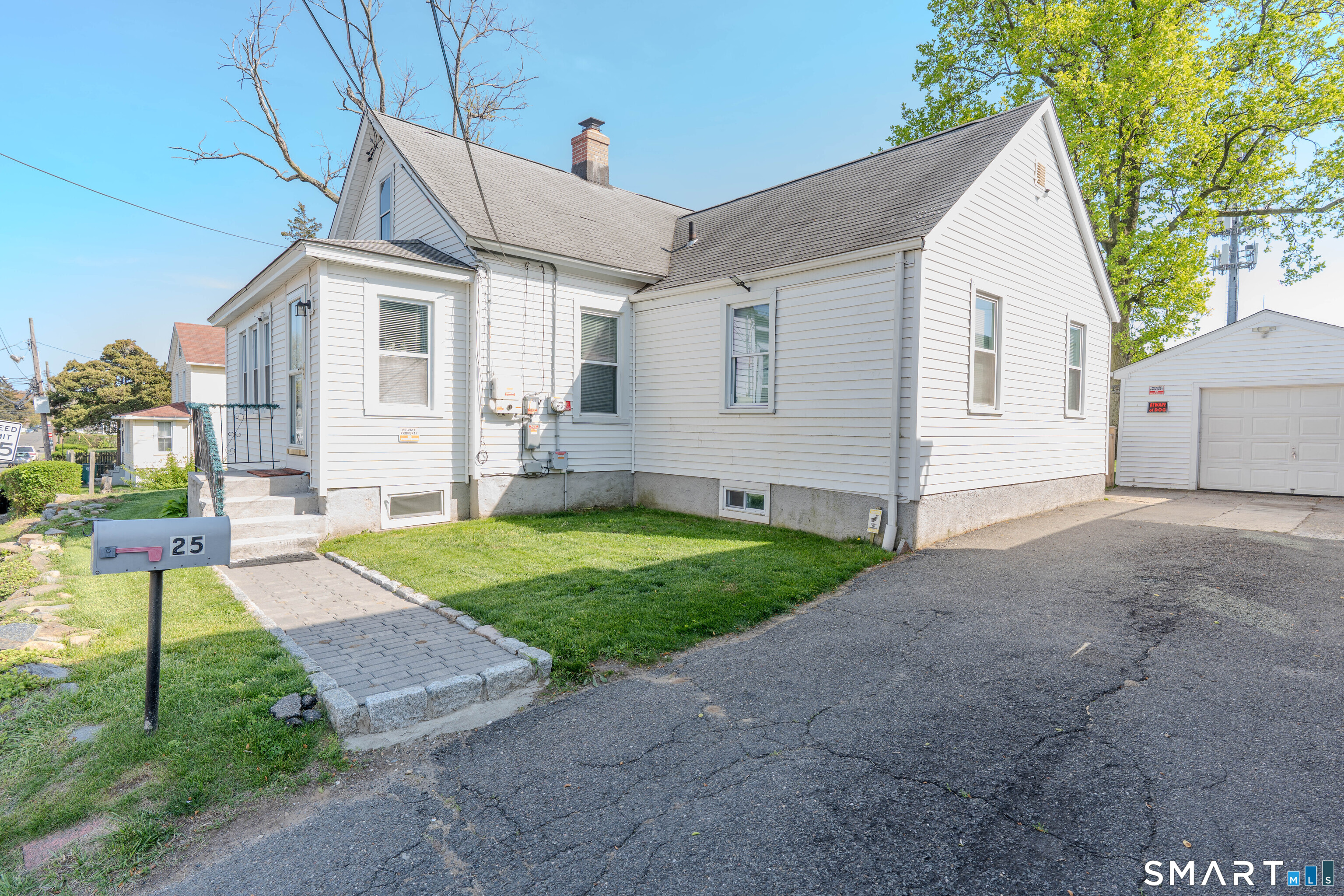 25 McKinley Avenue