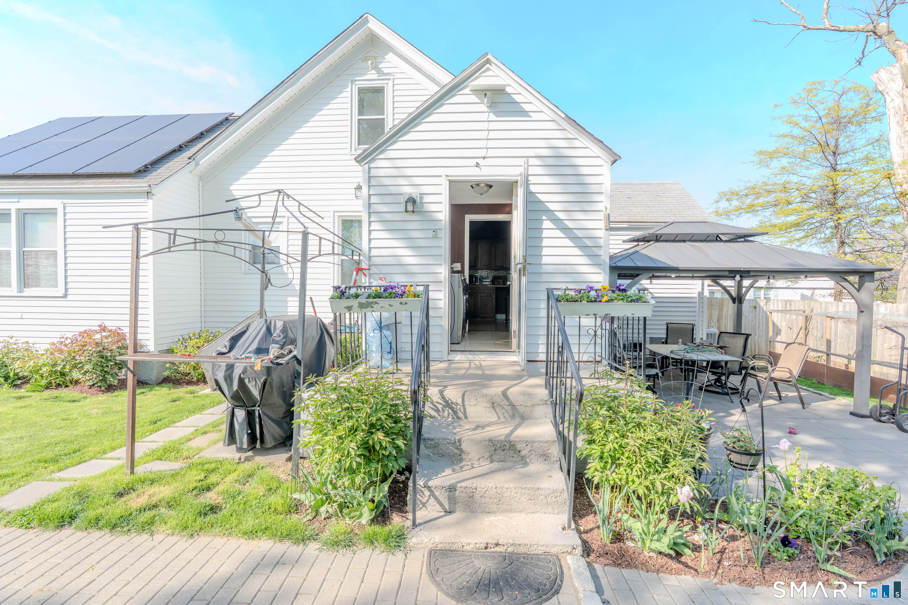 25 McKinley Avenue