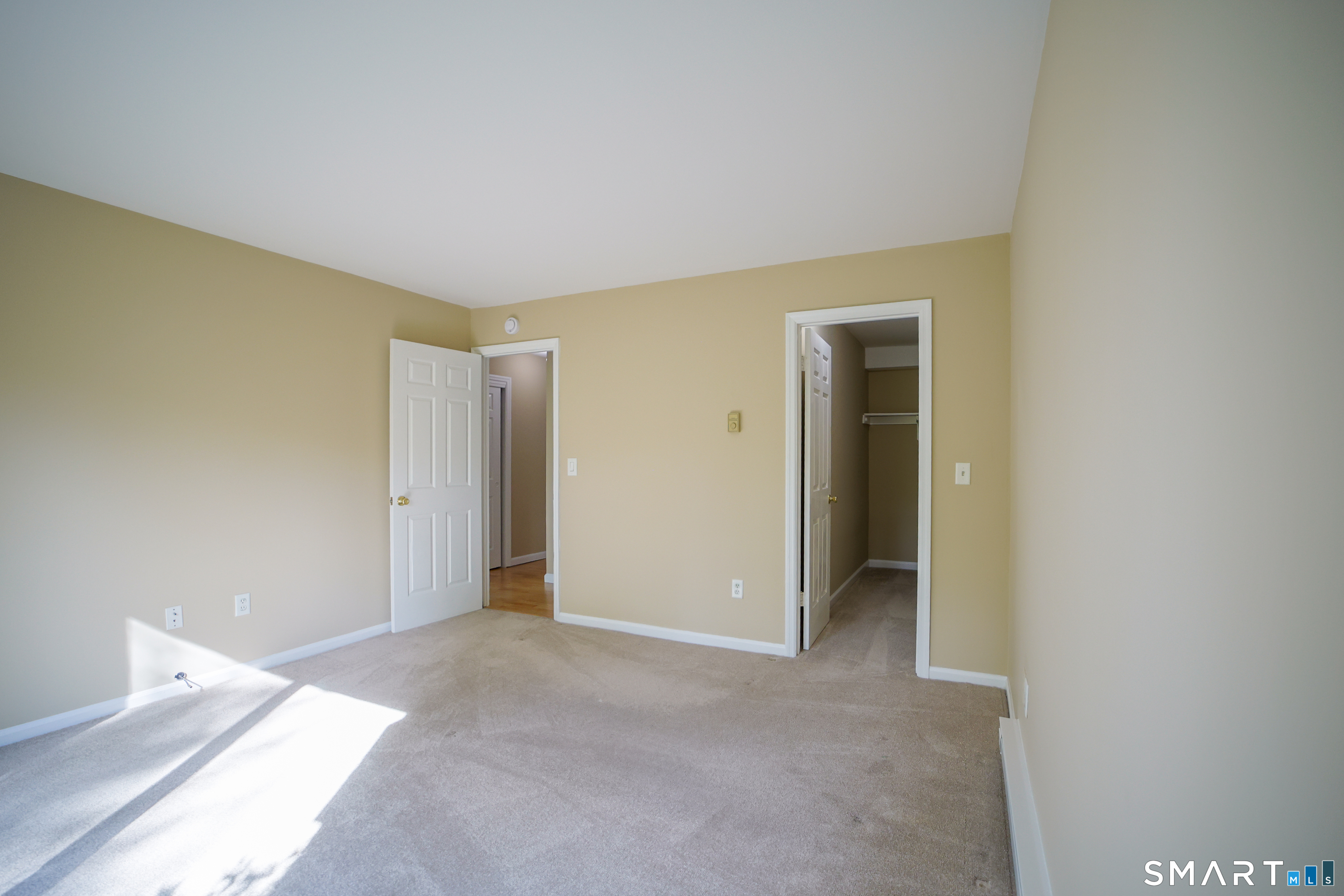 136 Pembroke Road 3-21
